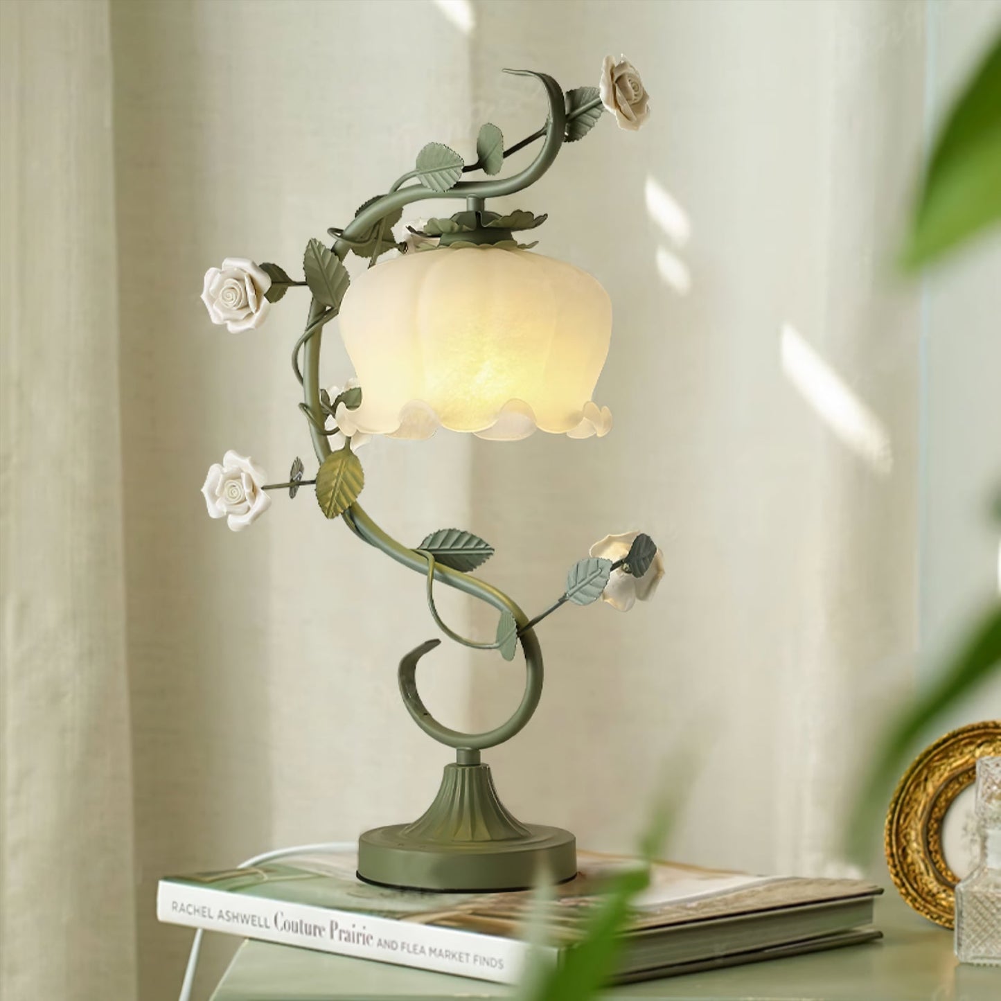 Classic Floral Table Lamp with Metal and Glass Design – 20.9 Height 2