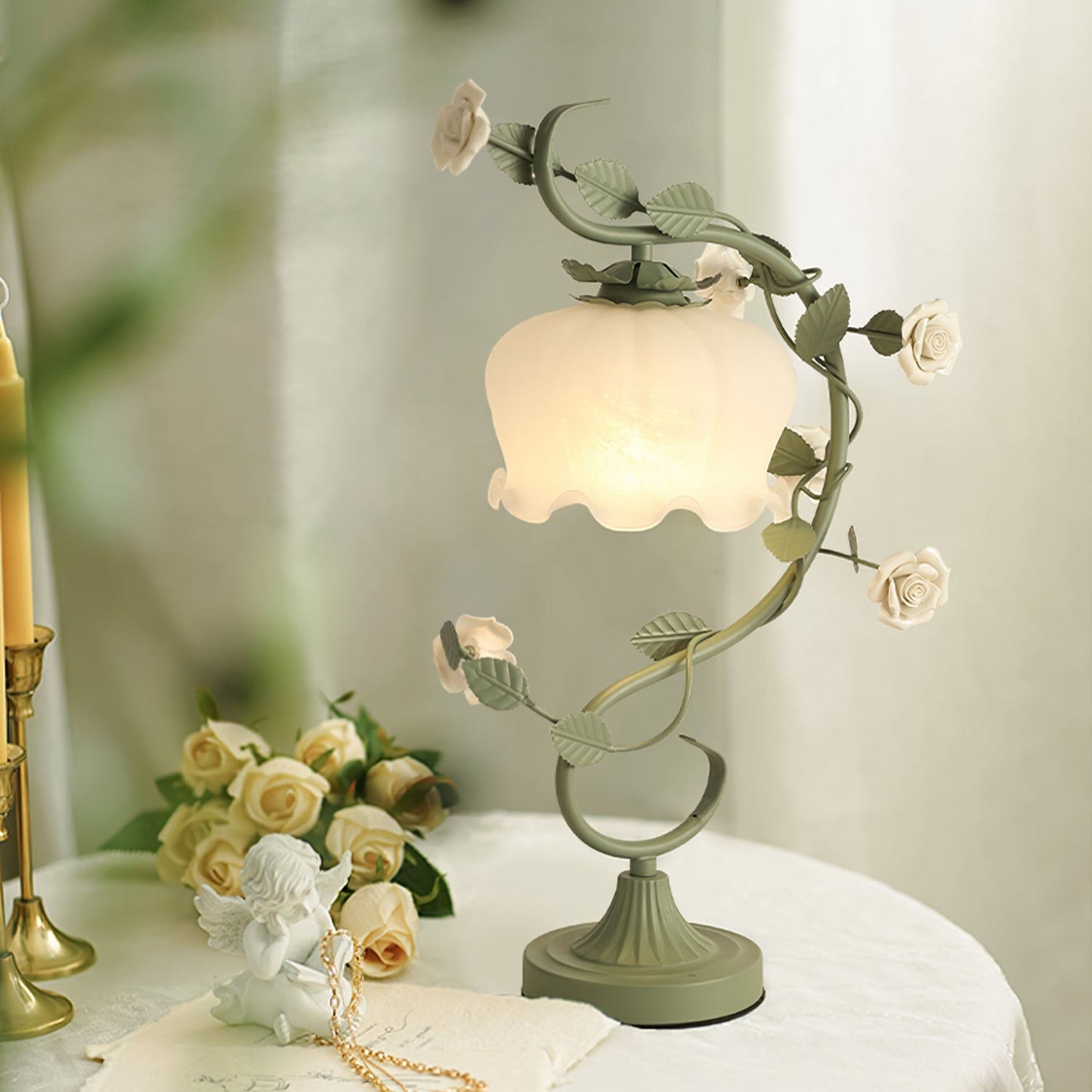 Classic Floral Table Lamp with Metal and Glass Design – 20.9 Height 3