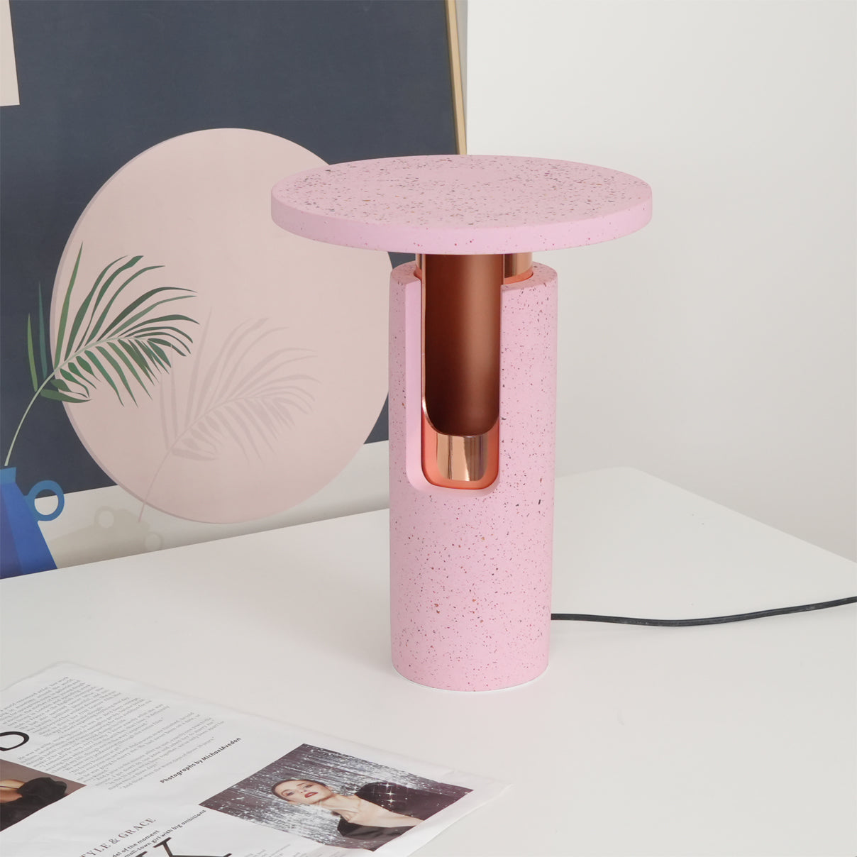 Modern Table Lamp with Terrazzo Base and Pink Finish – 26cm Diameter 2