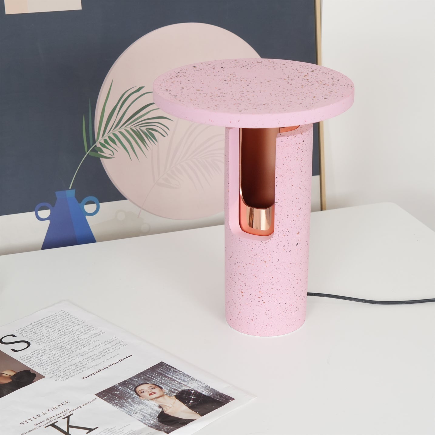 Modern Table Lamp with Terrazzo Base and Pink Finish – 26cm Diameter 4