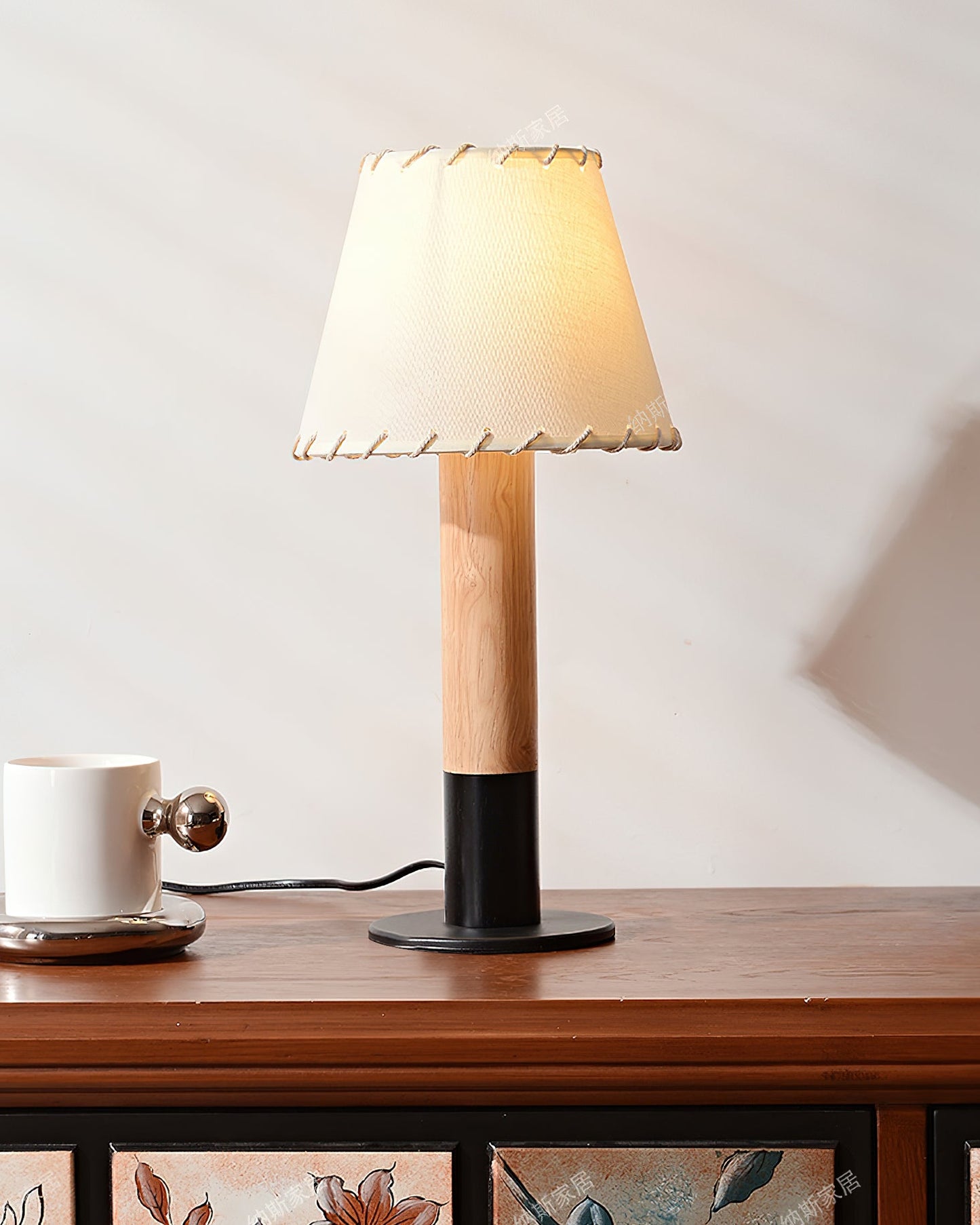 Stylish Table Lamp with Wooden Base and Fabric Shade – Modern Desk and Bedside Lighting 7