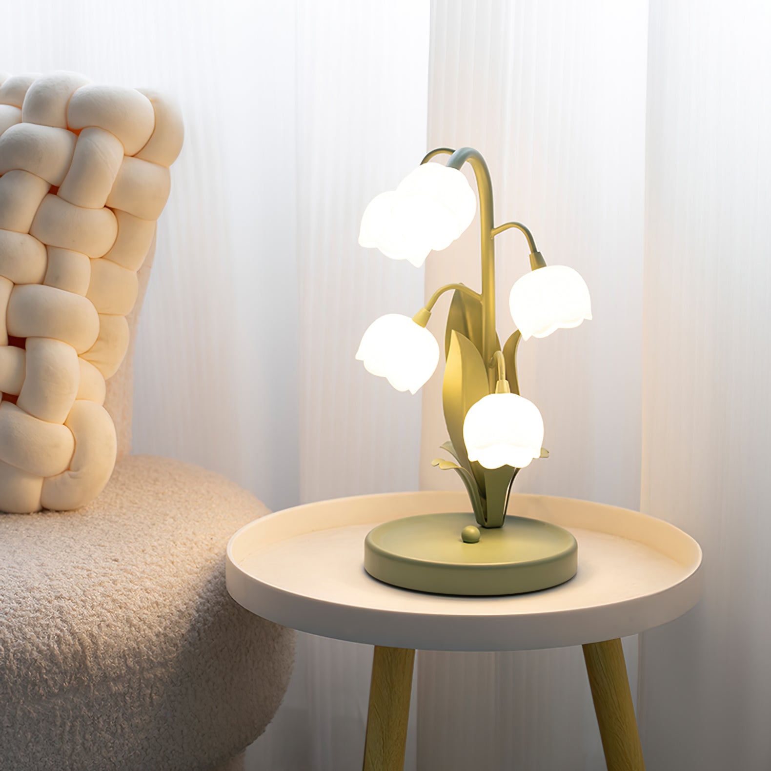 Modern Bell Orchid Table Lamp with Orchid Pattern Shade – 18cm Diameter 3