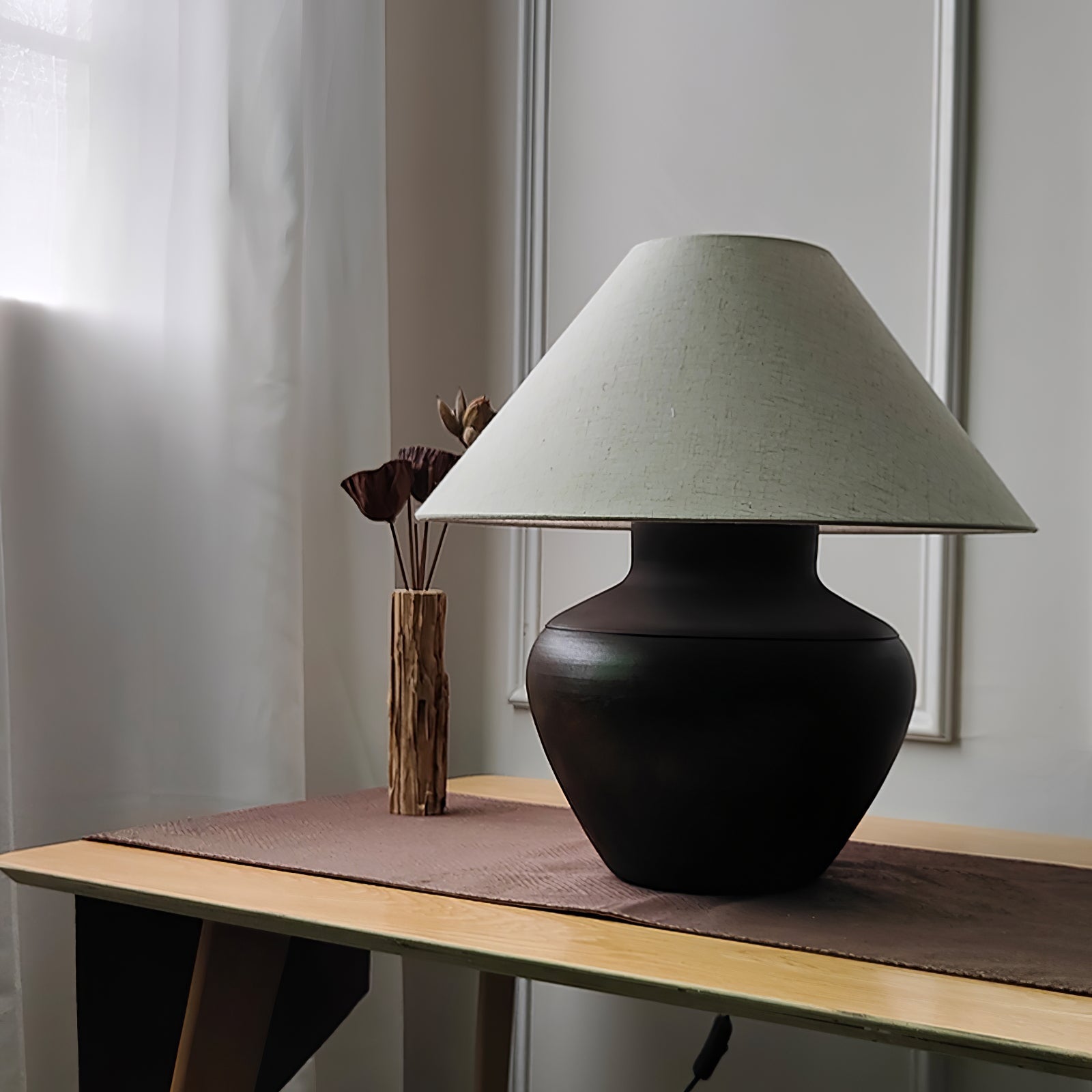 Calabria Ceramic Table Lamp with Grey Linen Shade – 45cm Height 10