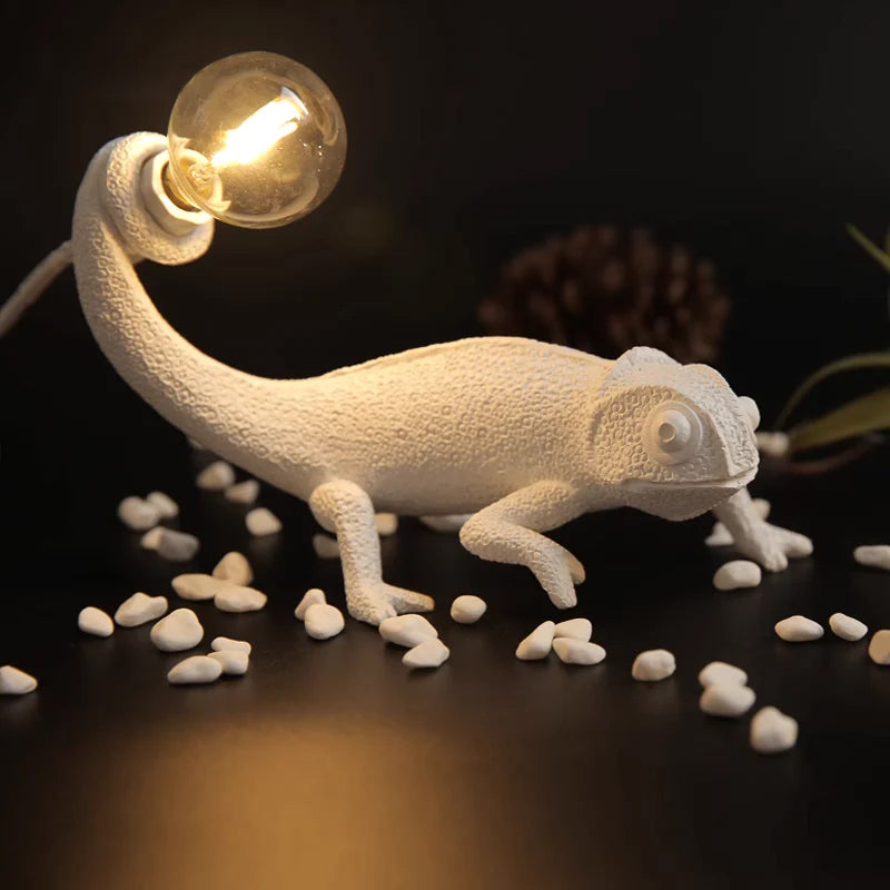 Chameleon Table Lamp - Unique Colorful Resin Design for Bedroom or Living Room 10