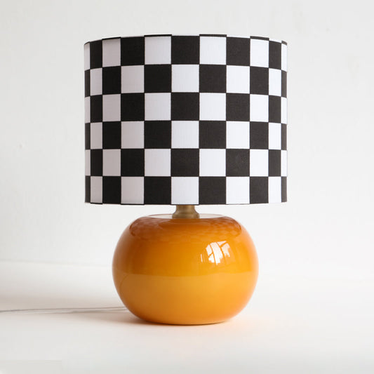 Checkerboard Table Lamp with Glass Base – Stylish Indoor Lighting Fixture 1