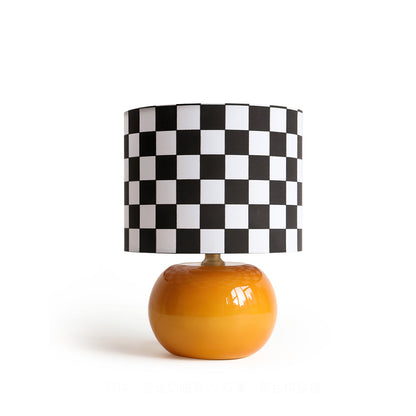 Checkerboard Table Lamp with Glass Base – Stylish Indoor Lighting Fixture 2