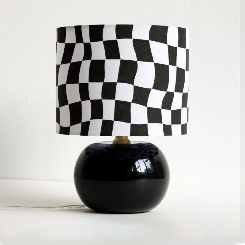 Checkerboard Table Lamp with Glass Base – Stylish Indoor Lighting Fixture 10