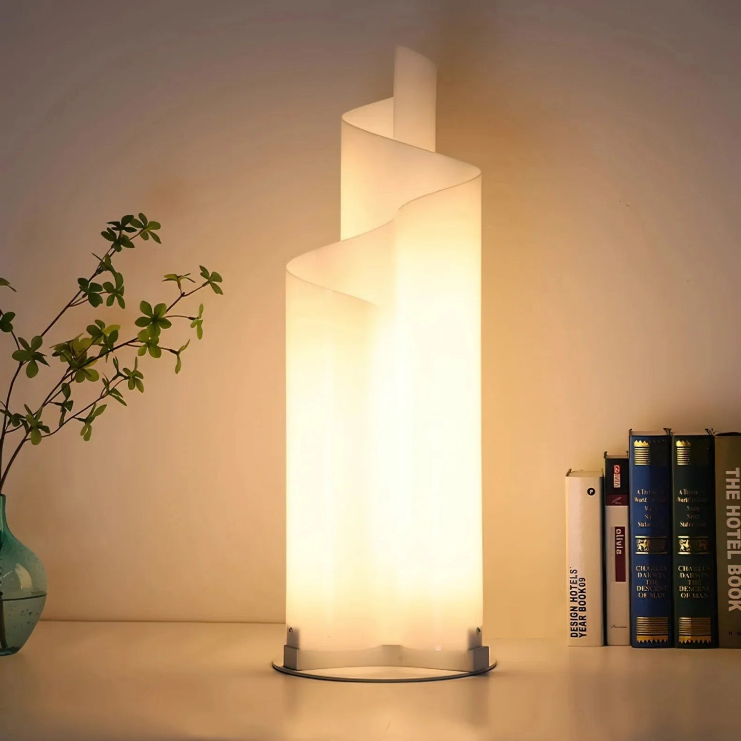 Modern Spiral Table Lamp with Integrated LED – 22cm Diameter, 77cm Height 9