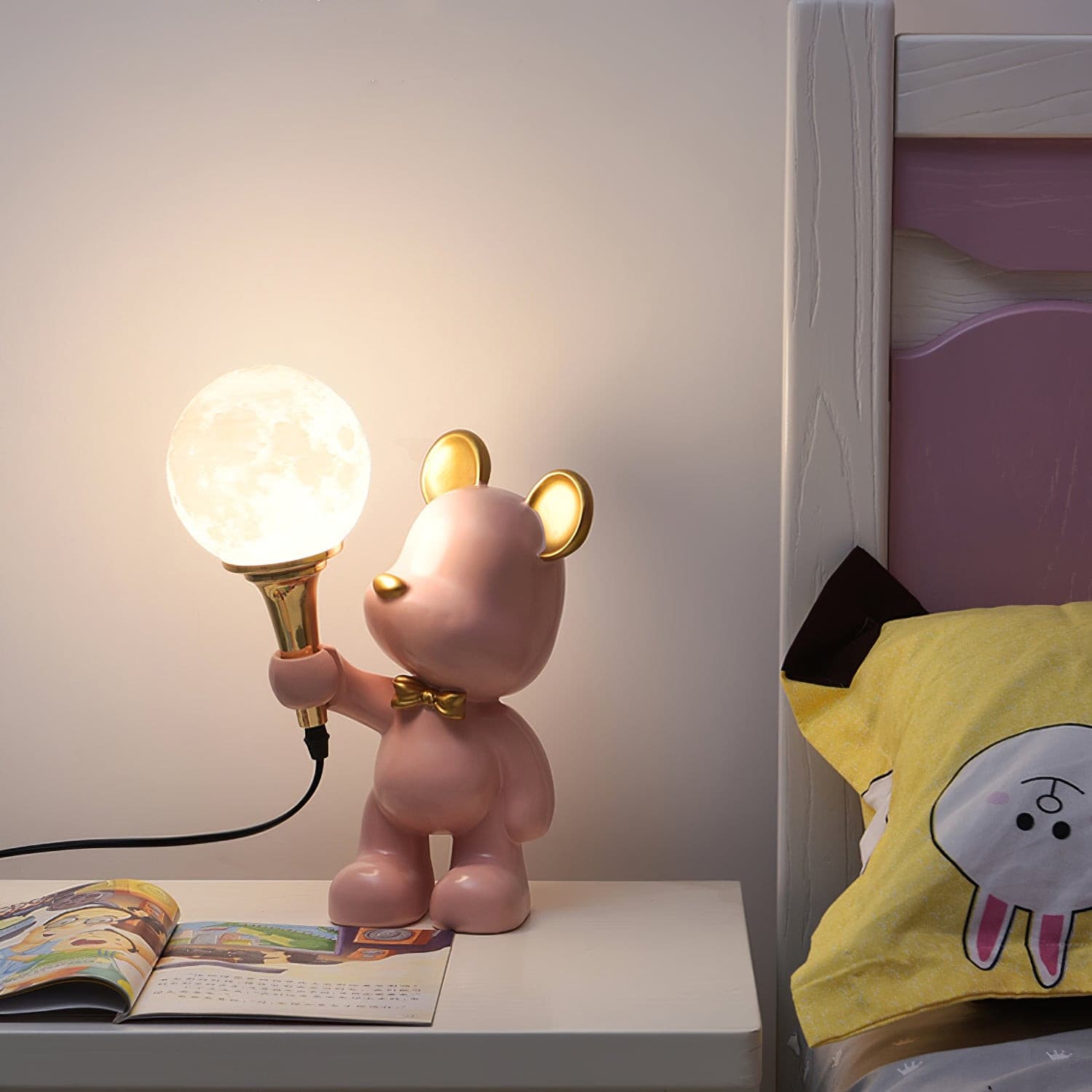 Creative Bear Planet Table Lamp – Colorful 3D Design for Kids' Rooms – LED Compatible 6