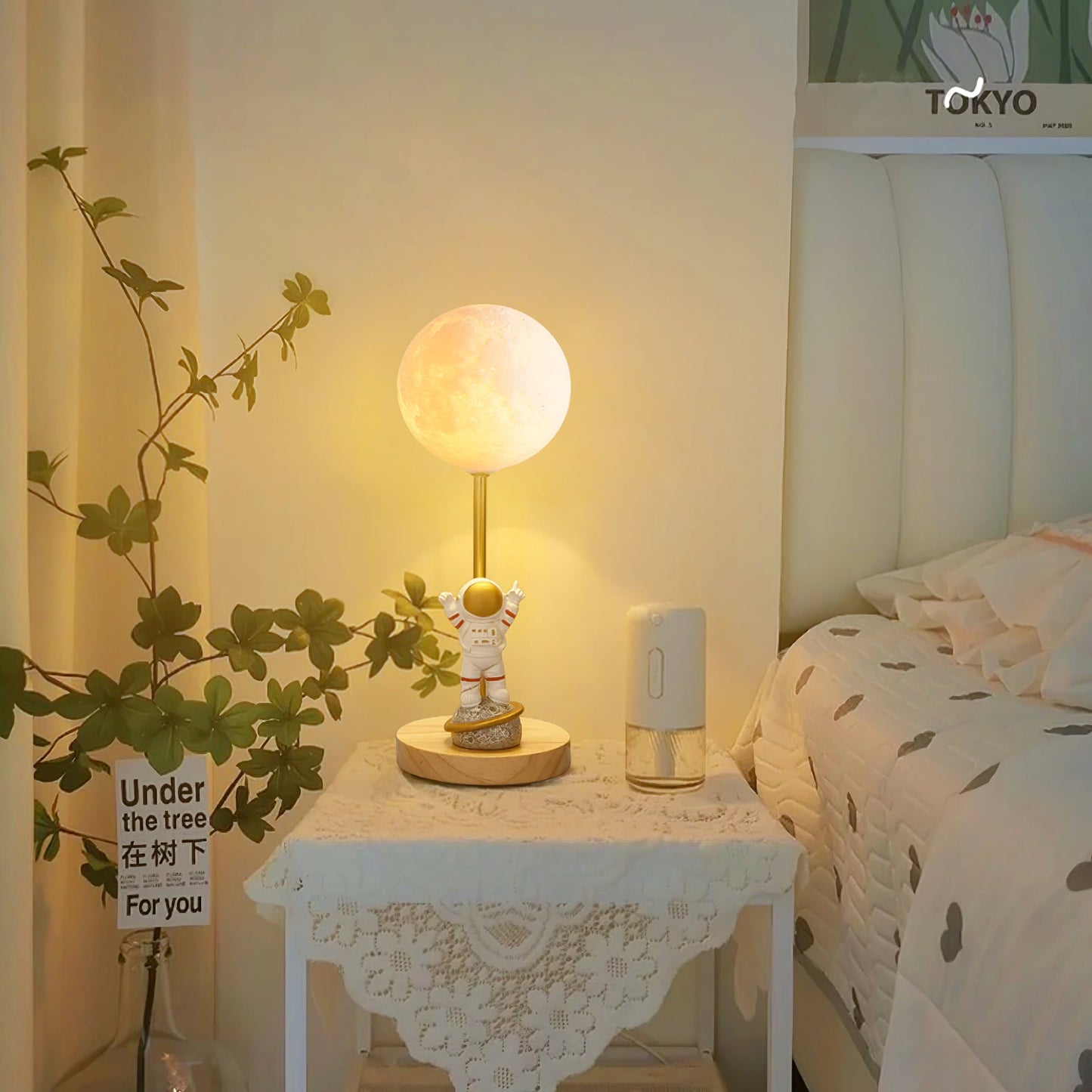 Creative Moon Table Lamp with Wooden Base and Astronaut Design – LED Light 3