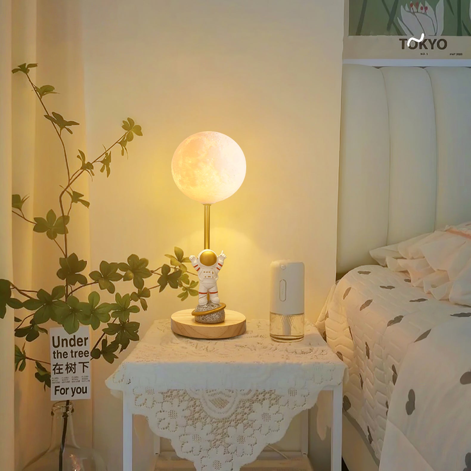 Creative Moon Table Lamp with Wooden Base and Astronaut Design – LED Light 3