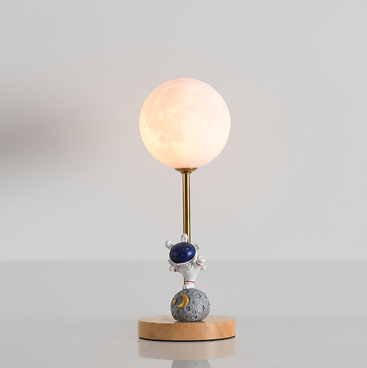 Creative Moon Table Lamp with Wooden Base and Astronaut Design – LED Light 4