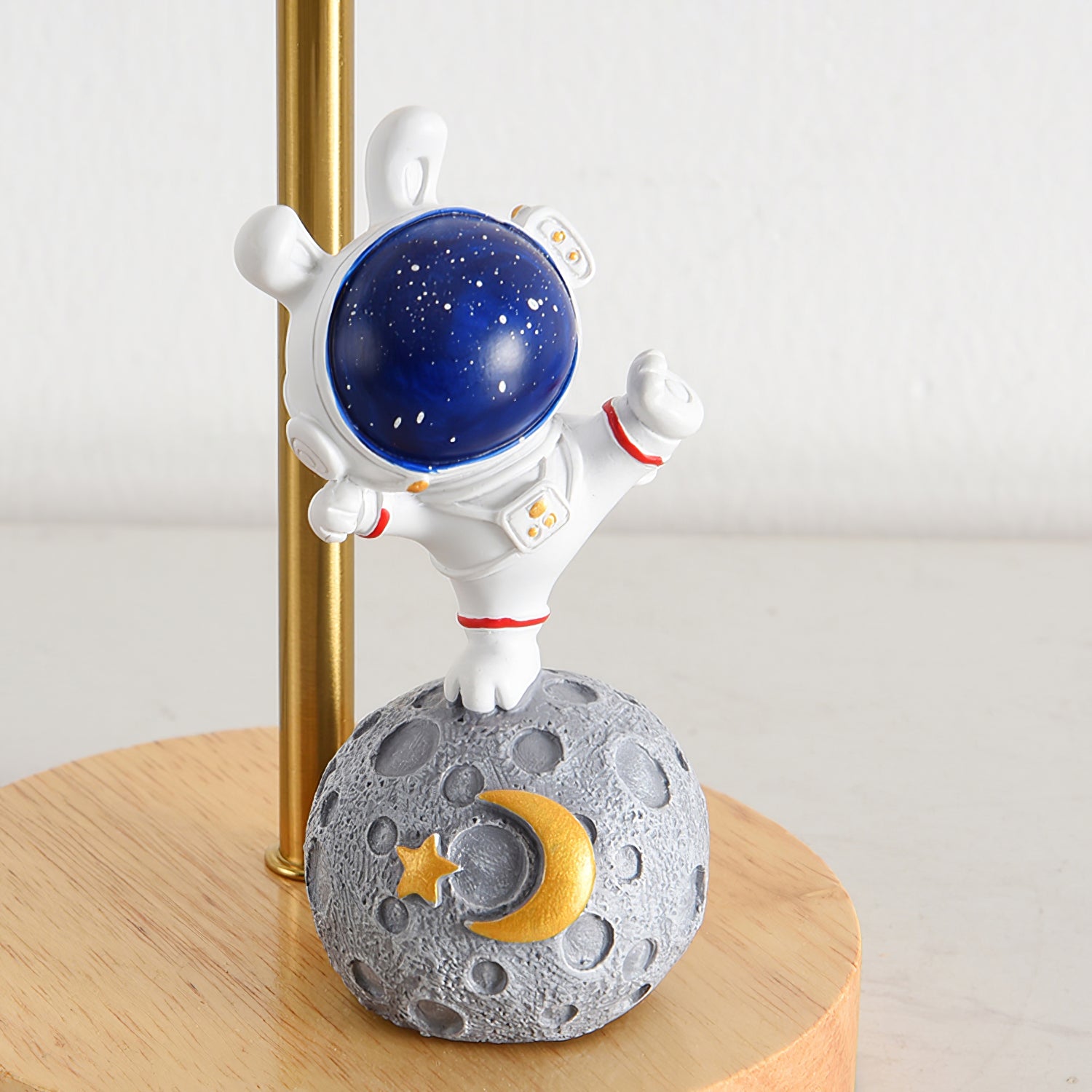 Creative Moon Table Lamp with Wooden Base and Astronaut Design – LED Light 8