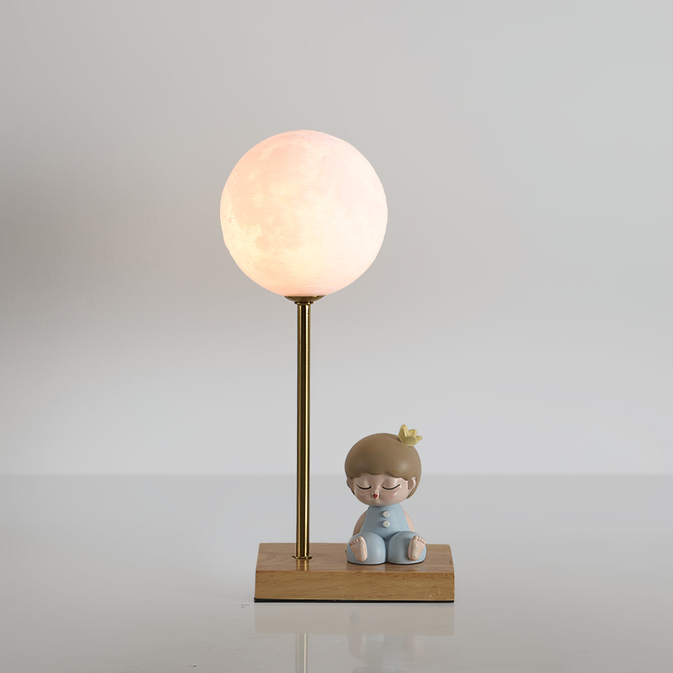 Creative Moon Table Lamp with Wooden Base and Astronaut Design – LED Light 10
