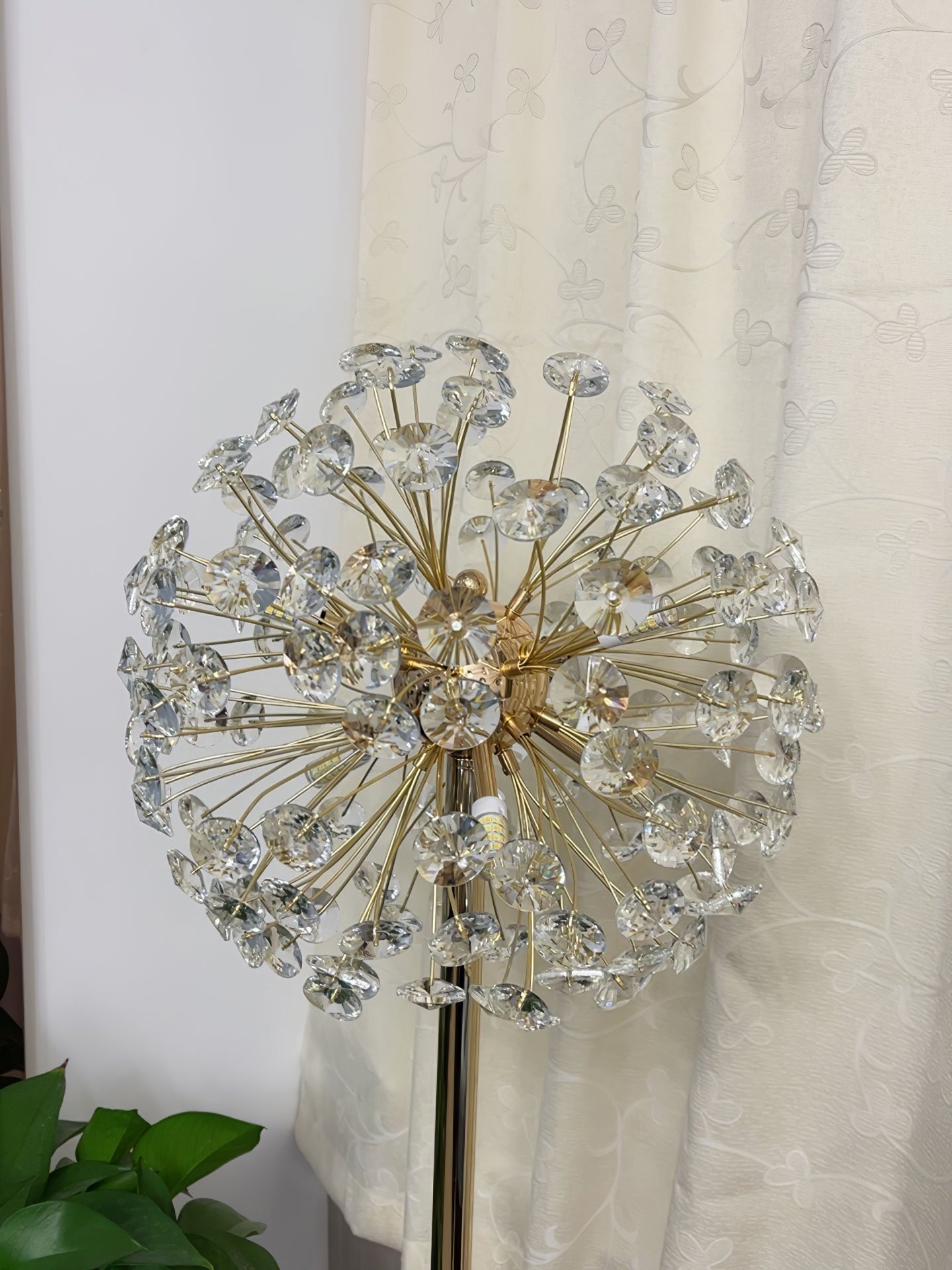 Elegant Crystal Dandelion Table Lamp – 30cm, Indoor Bedroom or Desk Lighting 8