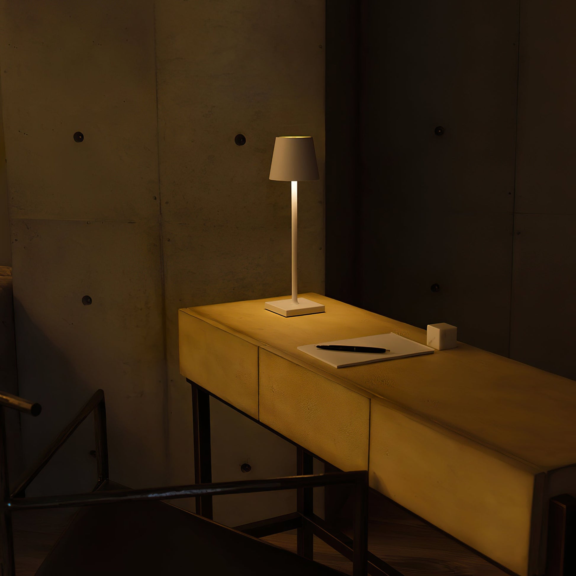 Portable LED Table Lamp with Built-in Battery – Dimmable Touch Control 7
