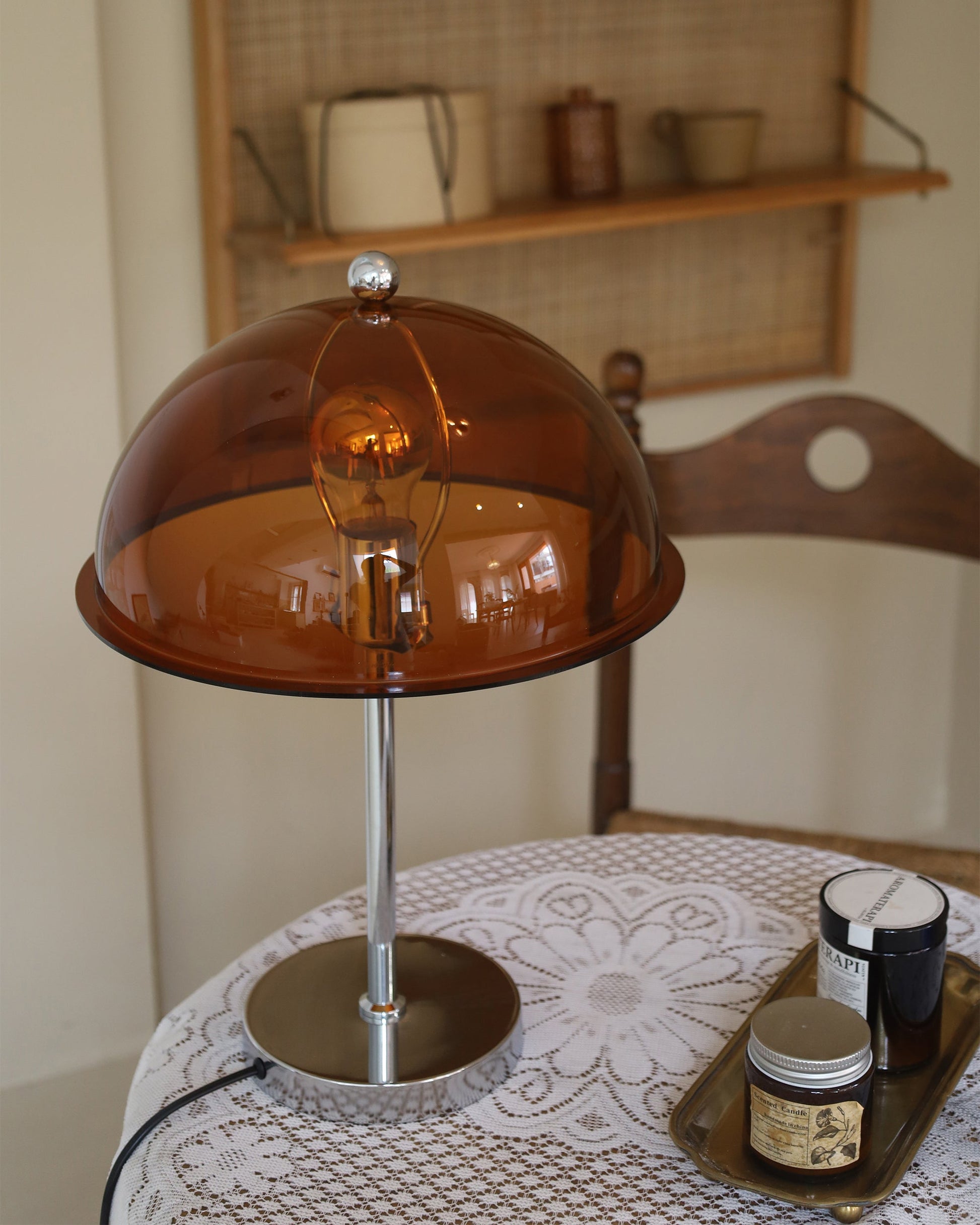 Modern Table Lamp with Metal and Acrylic Design - Ideal Bedside or Desk Lamp for Living Room and Bedroom 6