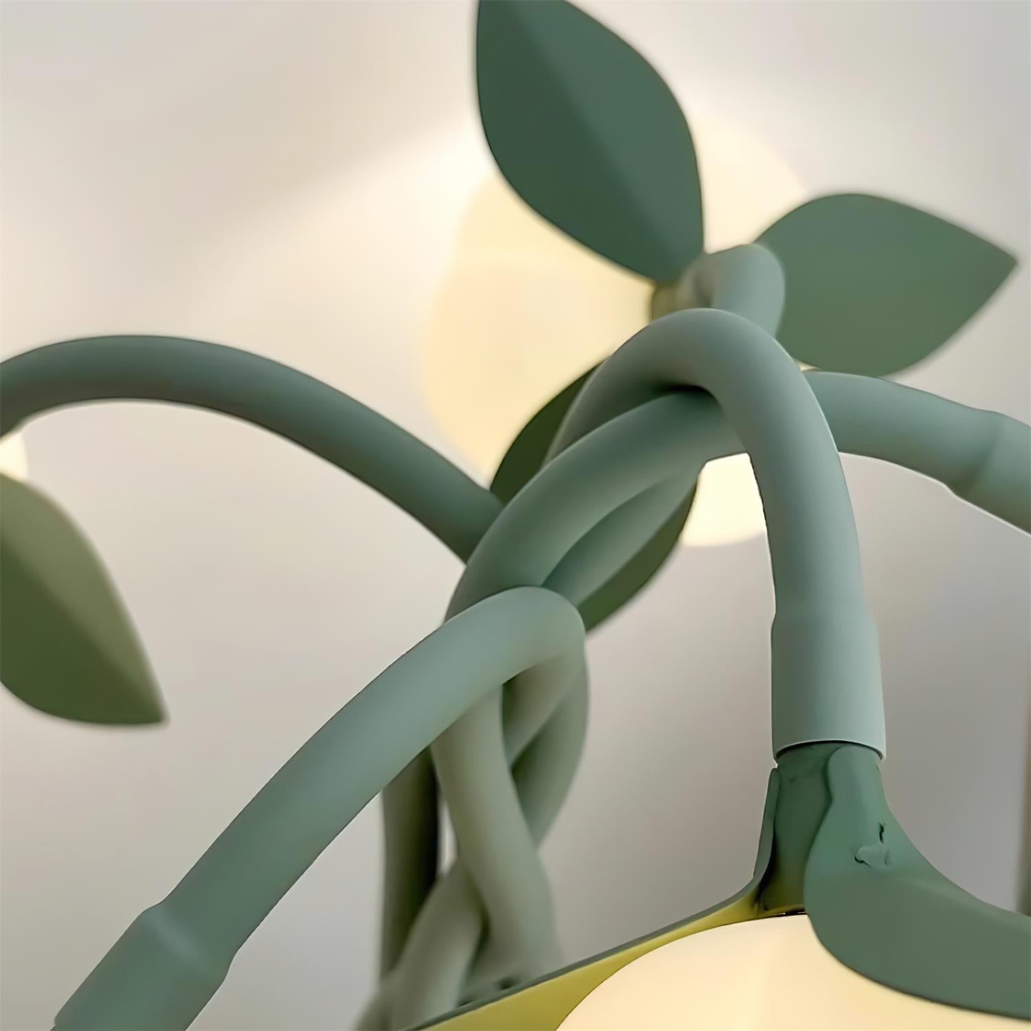 Faira Flower Table Lamp – Elegant Floral Design with Soft Ambient Glow 9