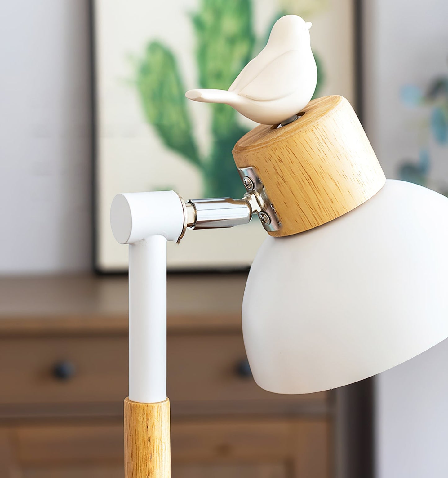 Modern Table Lamp with Wood Accent and Bird Figure – Stylish Bedside or Desk Lamp 5
