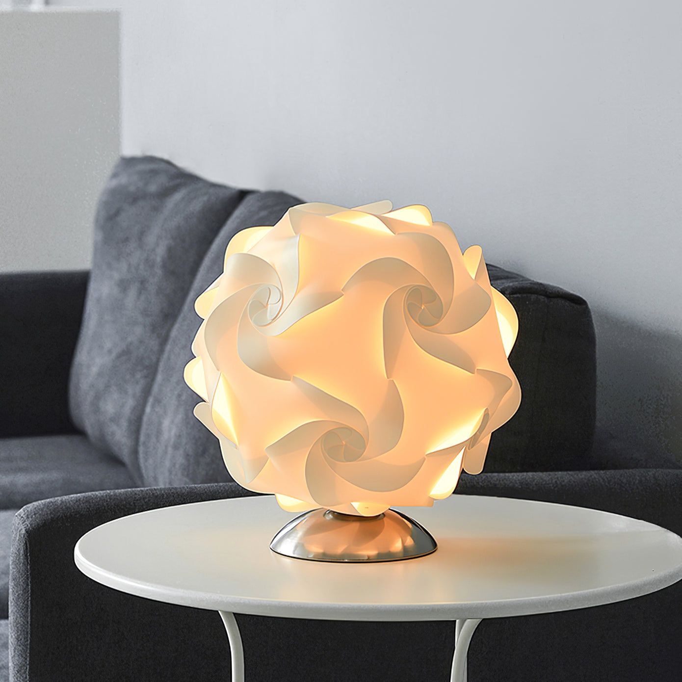 Elegant Flower Table Lamp with LED Bulb – Stylish Indoor Lighting Fixture 7