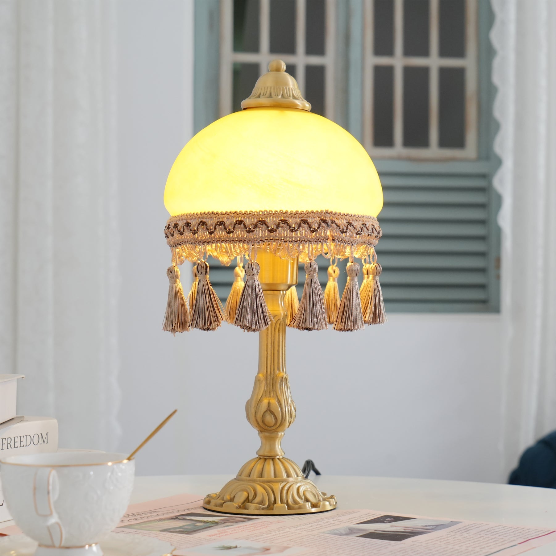 Elegant Brass Table Lamp with French Tassels – 18cm Diameter, Indoor Lighting 5