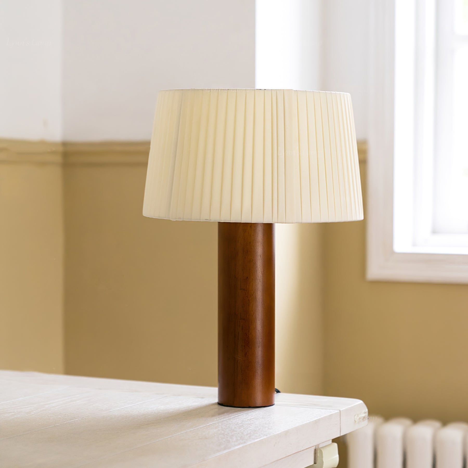 Gallissa Table Lamp with Wooden Base and Fabric Shade – Elegant Indoor Lighting 3