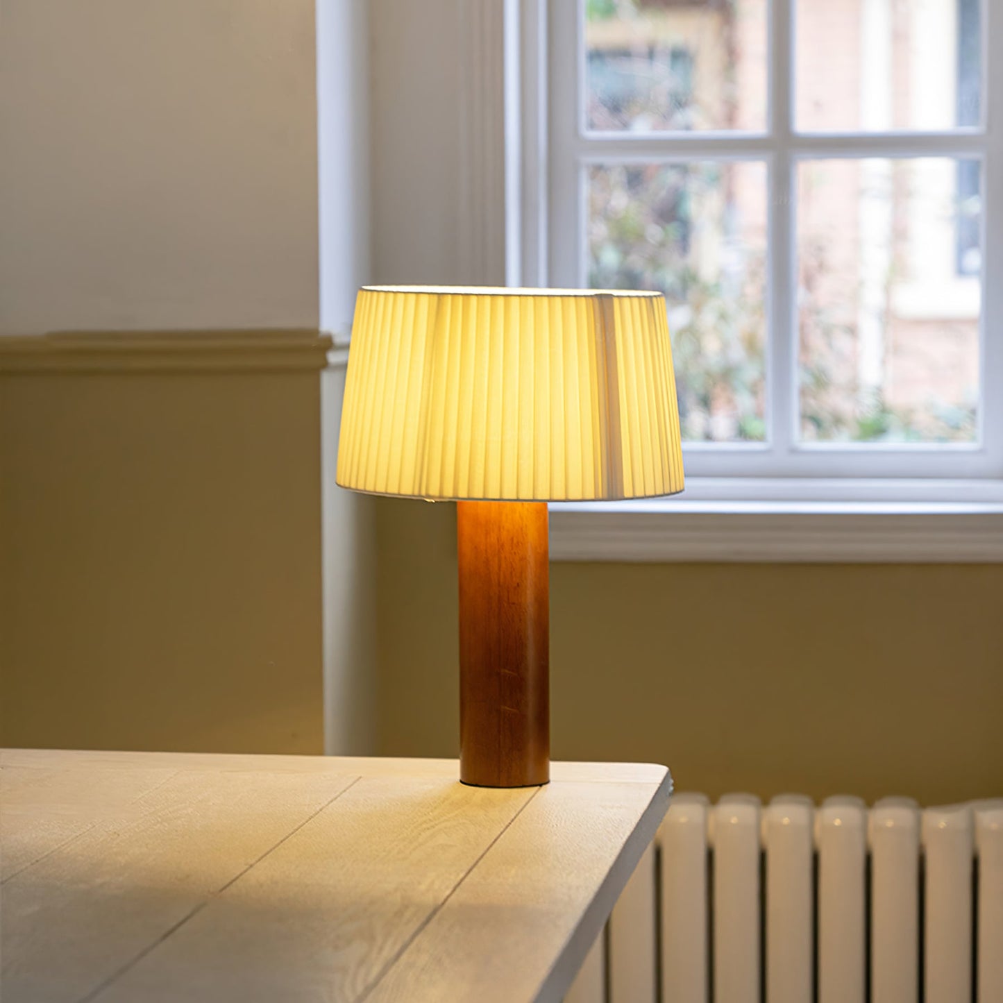 Gallissa Table Lamp with Wooden Base and Fabric Shade – Elegant Indoor Lighting 6