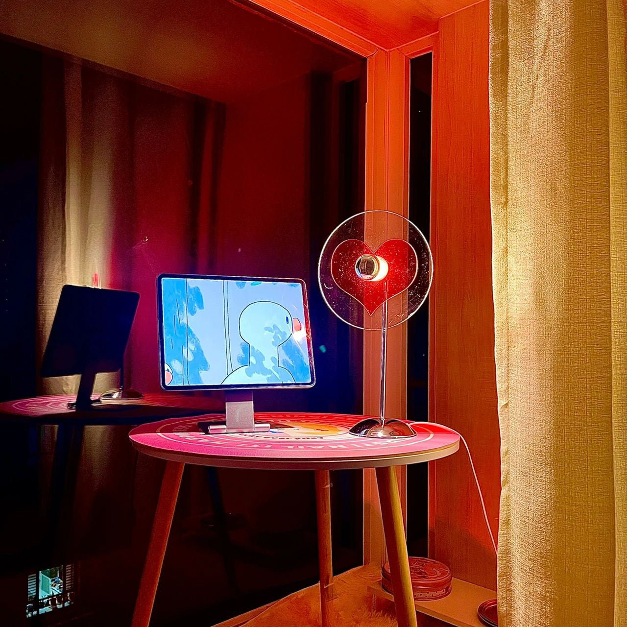 Heart-Shaped Table Lamp with Integrated LED – Cozy Bedroom Lamps for Romantic Ambiance 7
