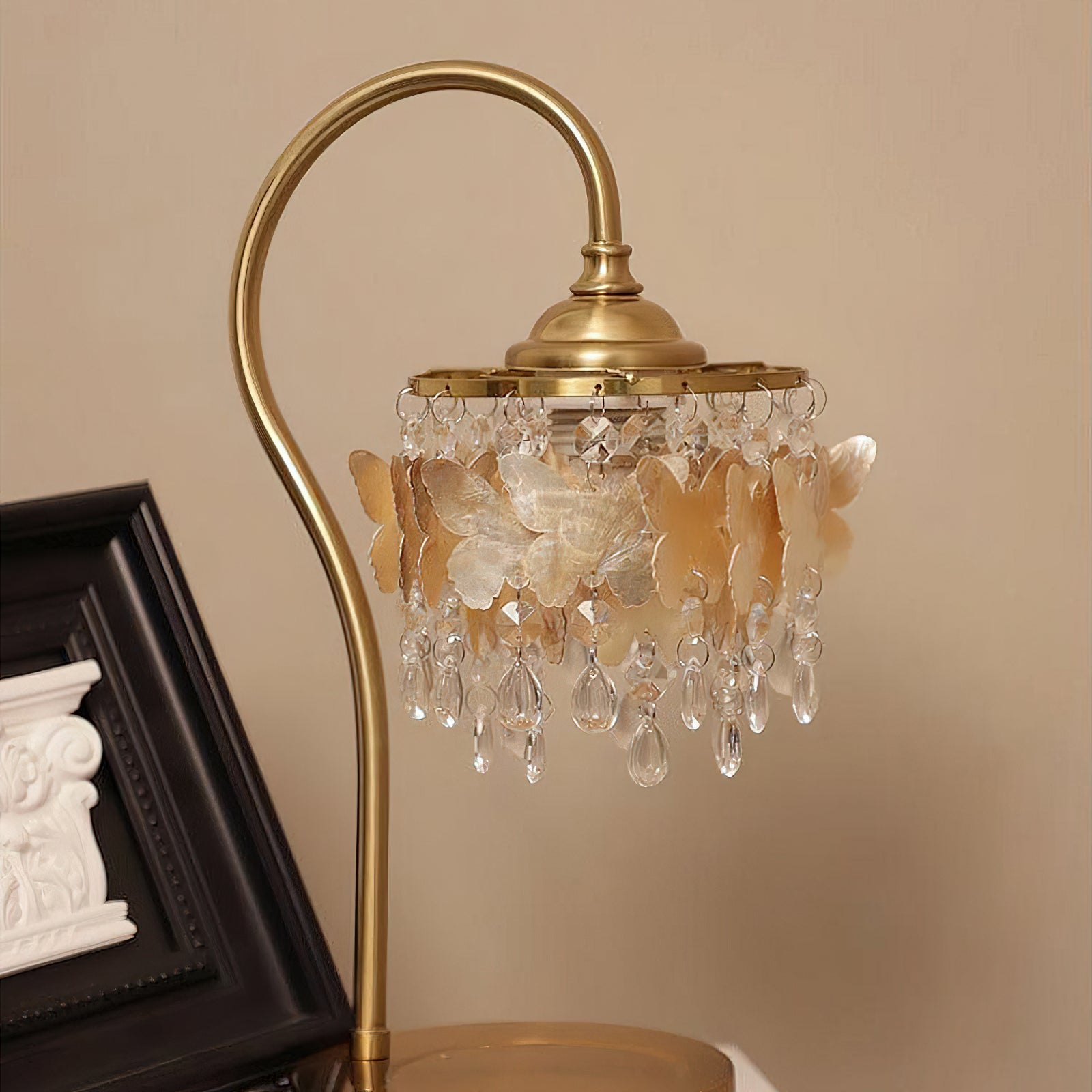 Elegant Table Lamp with Crystal Accents and Golden Metal Frame – 15 for Bedside or Living Room 4