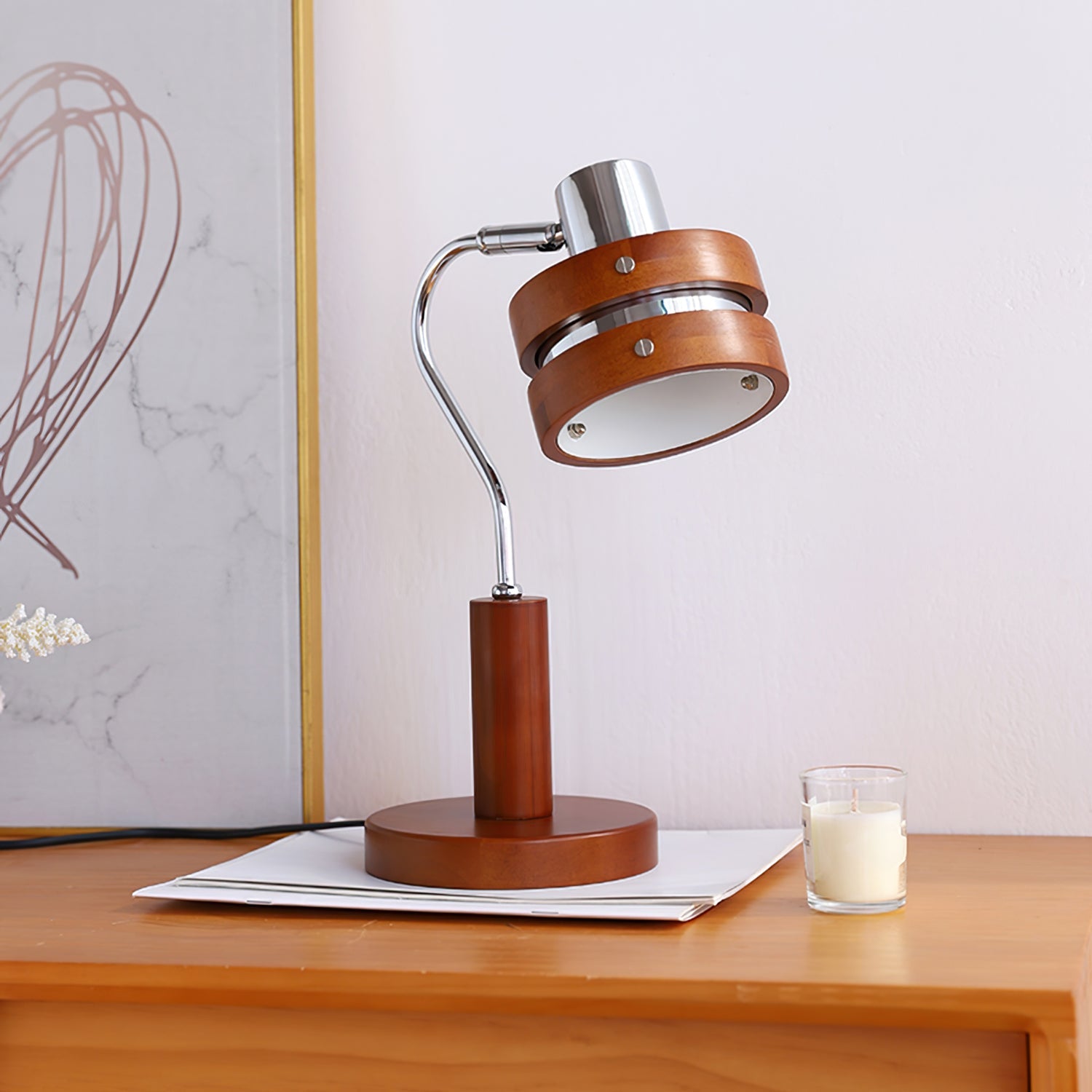 Modern Table Lamp with Swiveling Metal Head and Wooden Frame – 20cm Diameter 6