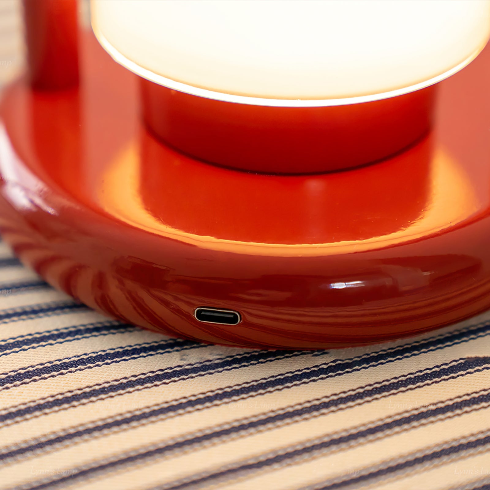 Portable Cordless Table Lamp with Integrated LED Touch Control – Modern Metal & Glass Design 5