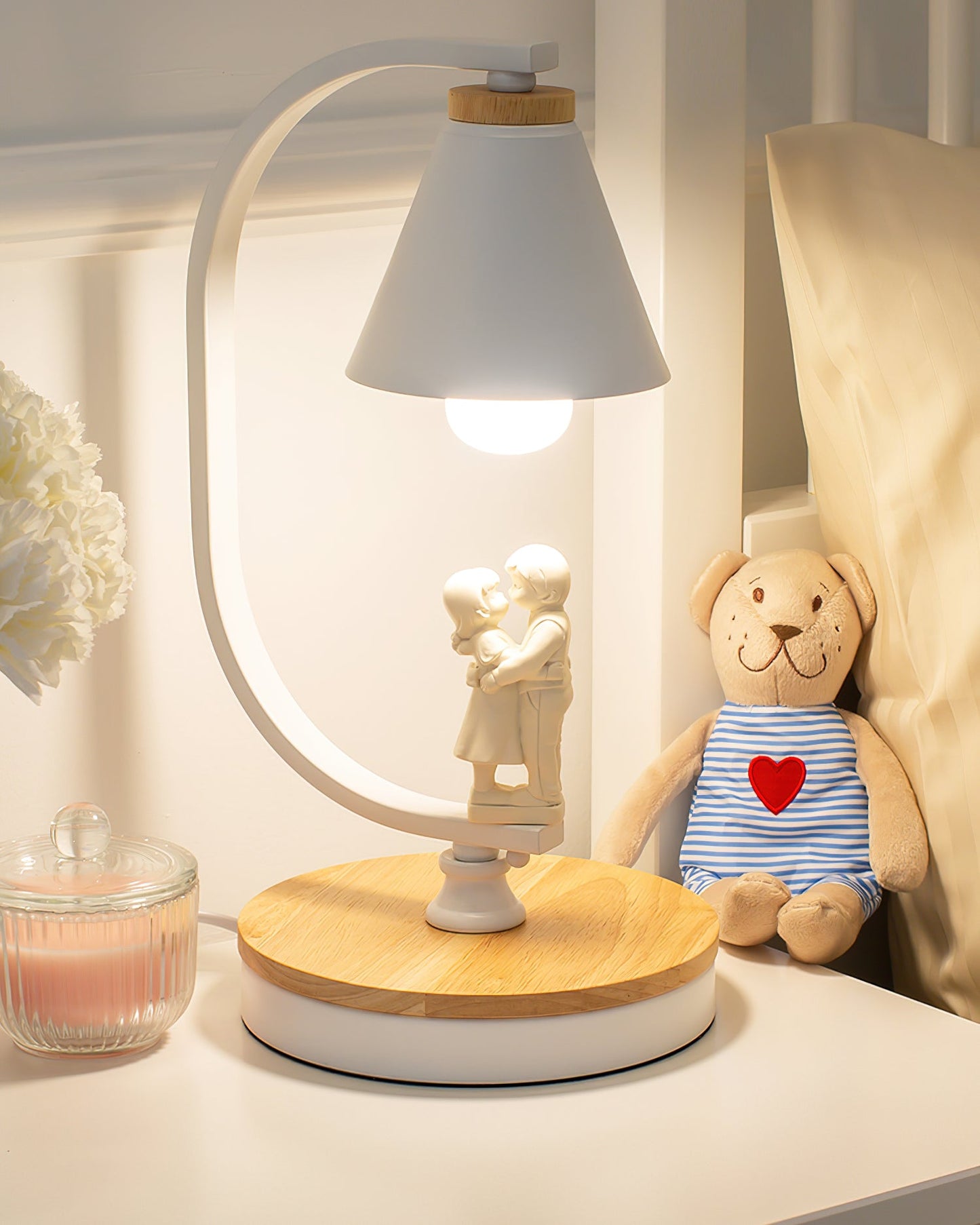 Charming Table Lamp with Wood Base and Bird Accent – Soft Light for Bedroom or Living Room 4