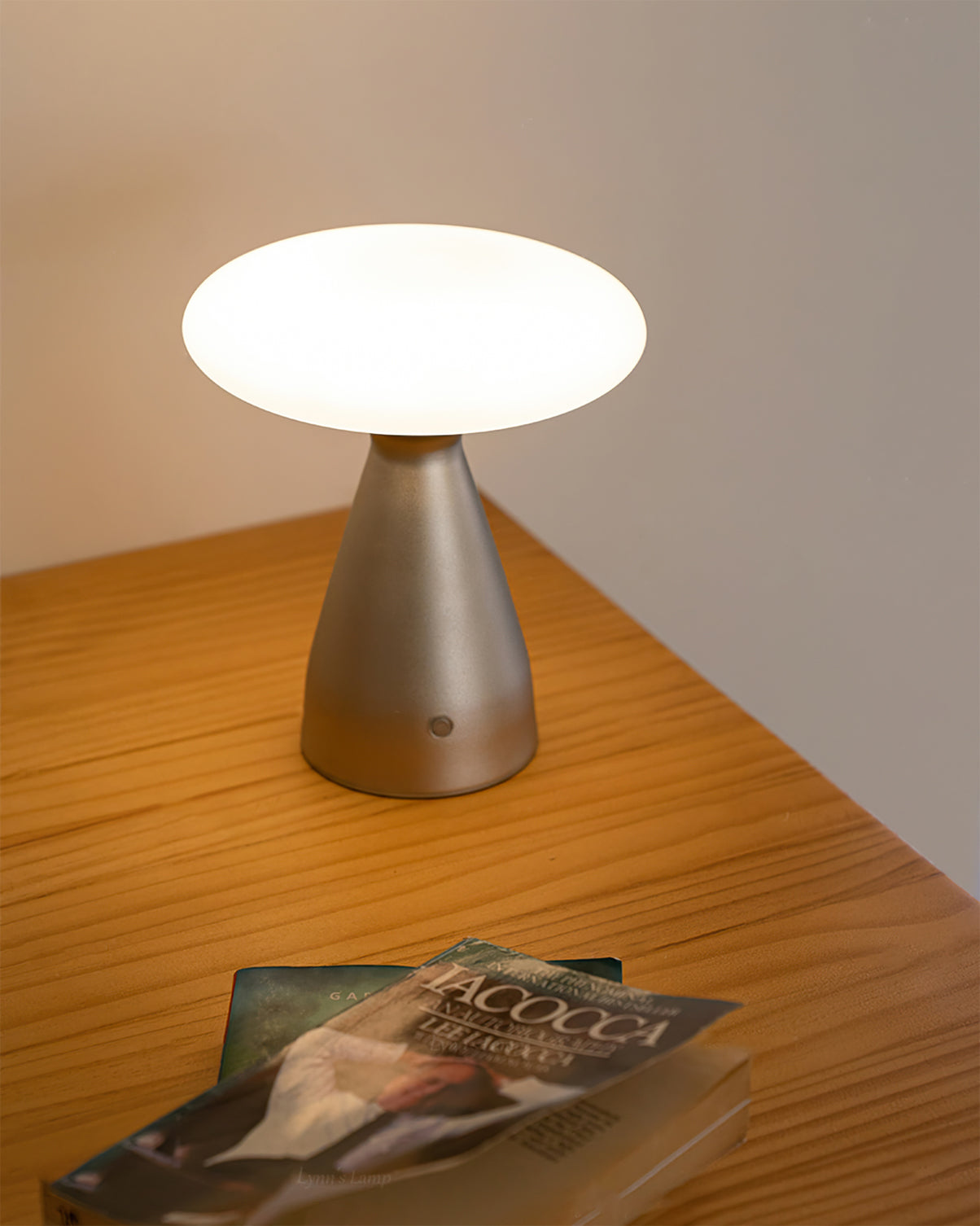 Modern Table Lamp with Glass Shade and Metal Base – 18cm Diameter 7