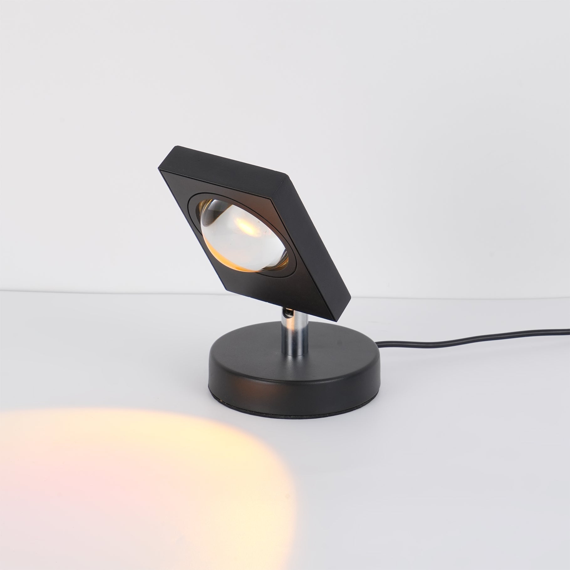 Luca Table Lamp – Color Projector with Integrated LED – Black Aluminum Design 7