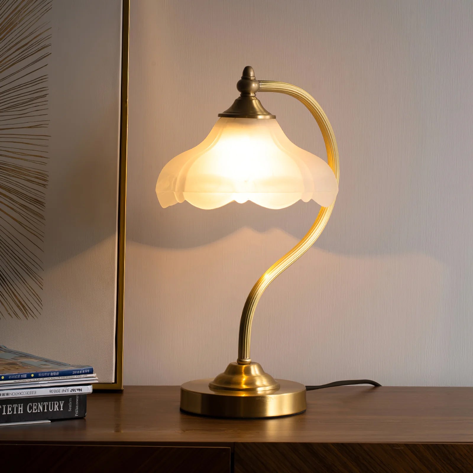Elegant Brass and Glass Table Lamp – Magnolia Flower Design for Bedroom or Living Room 7
