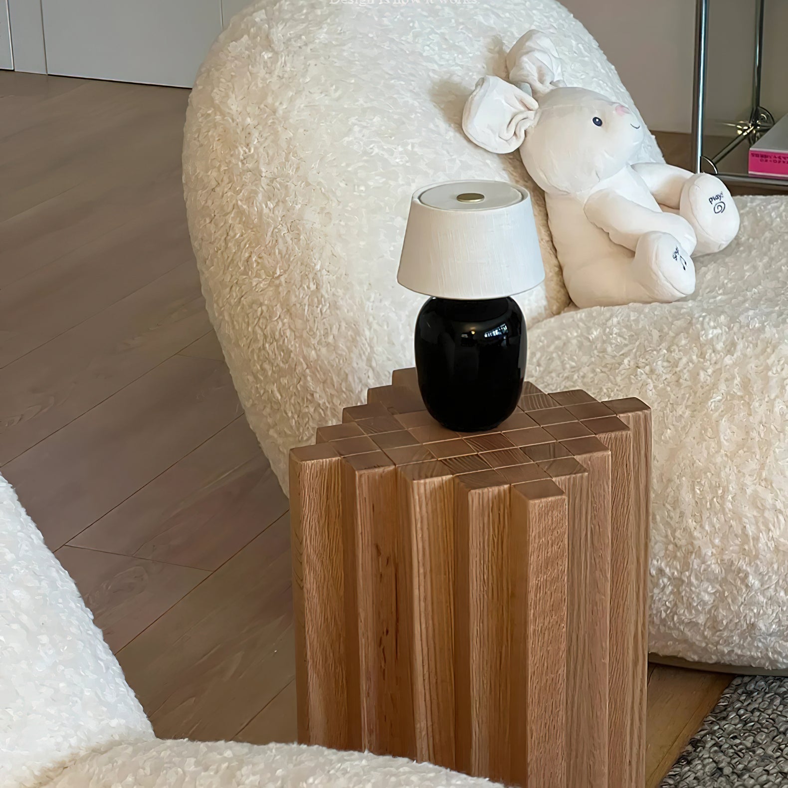 Elegant Table Lamp with Ceramic Base and Fabric Shade – Touch Control LED Bedside Lamp for Living Room and Bedroom 5