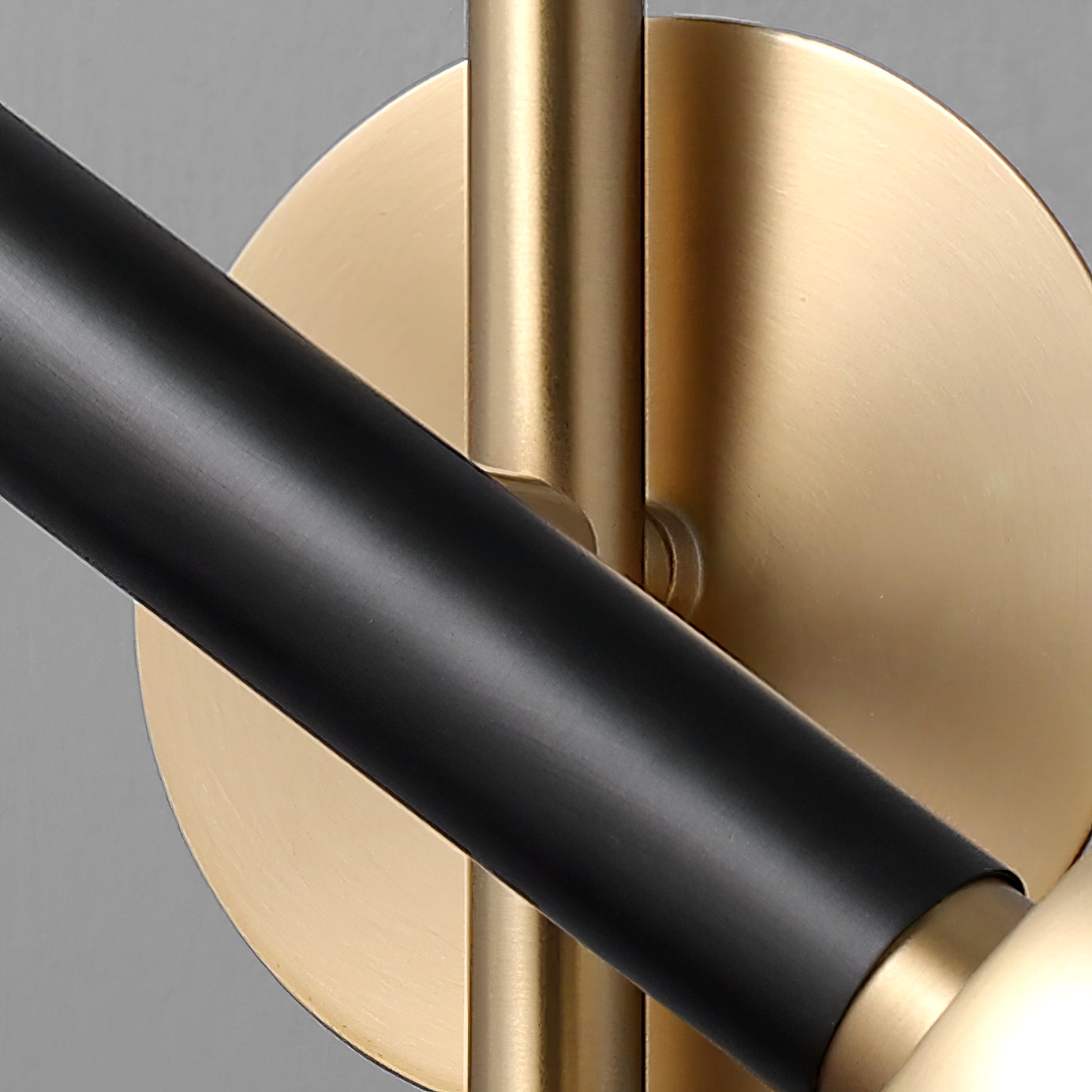 Elegant Table Lamp with Gold Shade and Black Frame – Modern Bedside or Desk Lamp 7