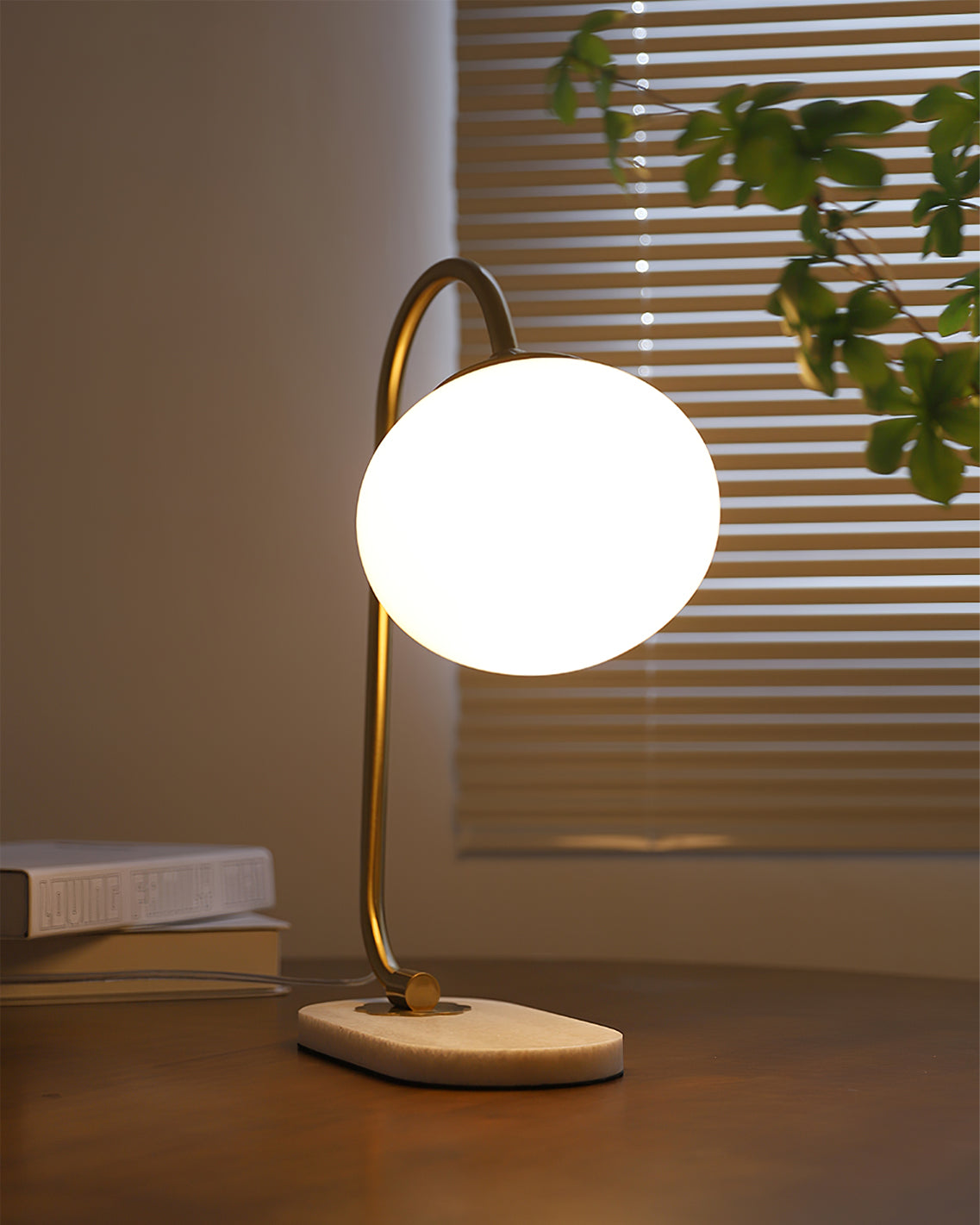 Modern Table Lamp with Pink Glass Shade and Gold Finish – 16.1 Height 8