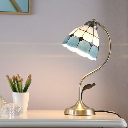 Elegant Flower-Shaped Glass Table Lamp with Metal Base – Indoor Lighting Fixture 3