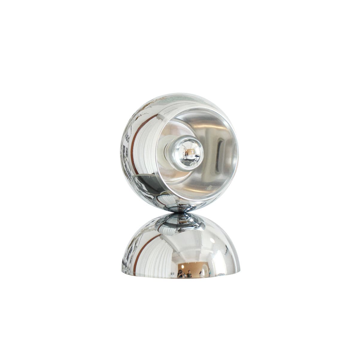 Contemporary Table Lamp with LED Compatibility for Living Room or Bedroom 1