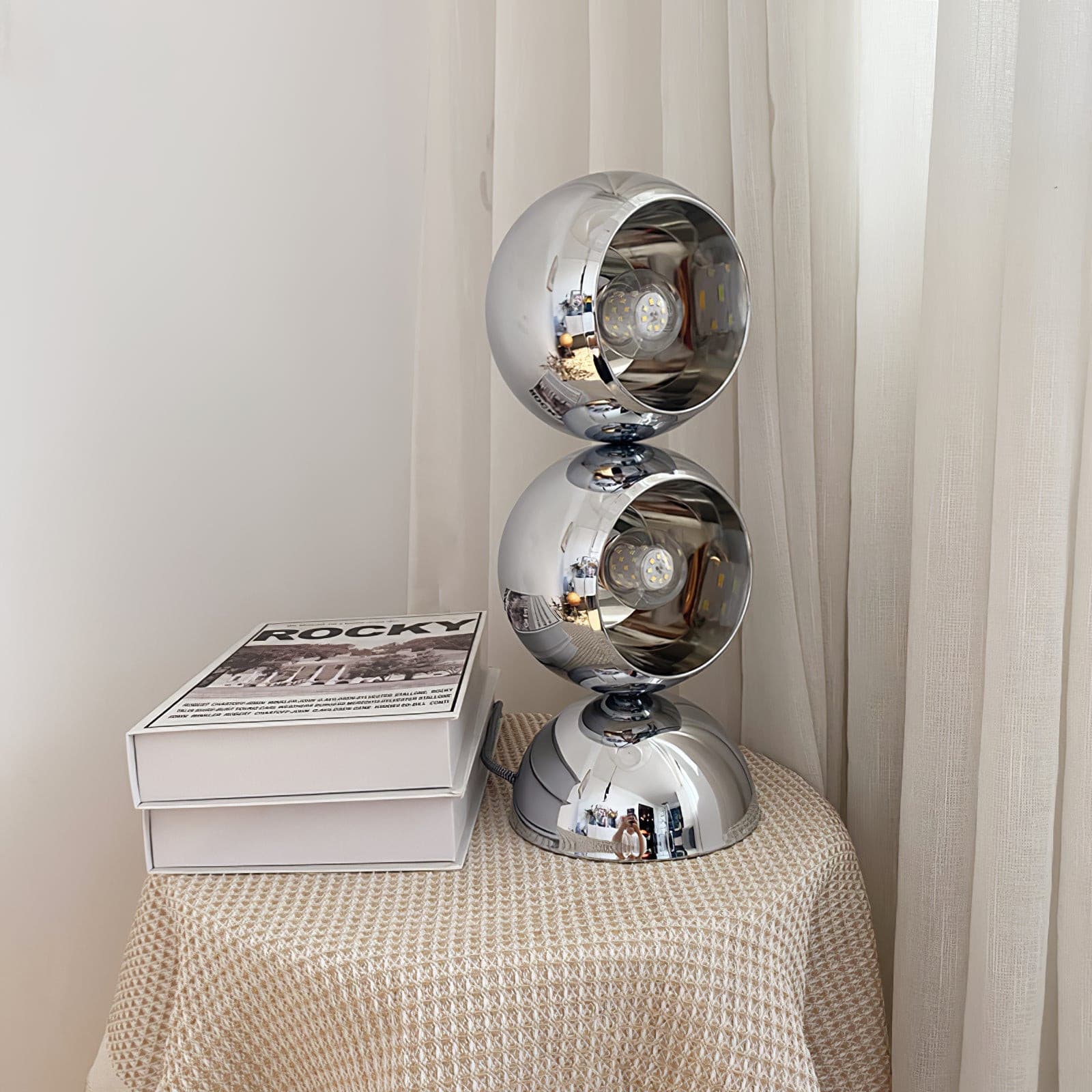 Contemporary Table Lamp with LED Compatibility for Living Room or Bedroom 6