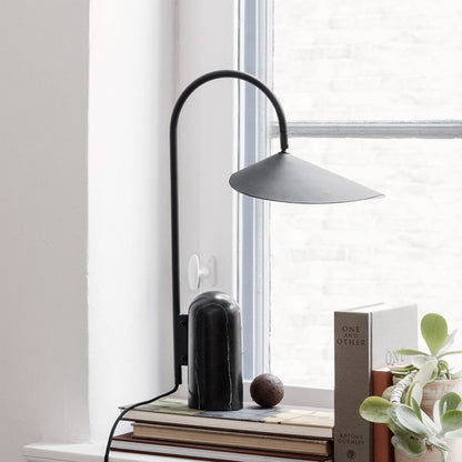 Modern Minimalist Table Lamp with Black Marble Base – LED Compatible 5