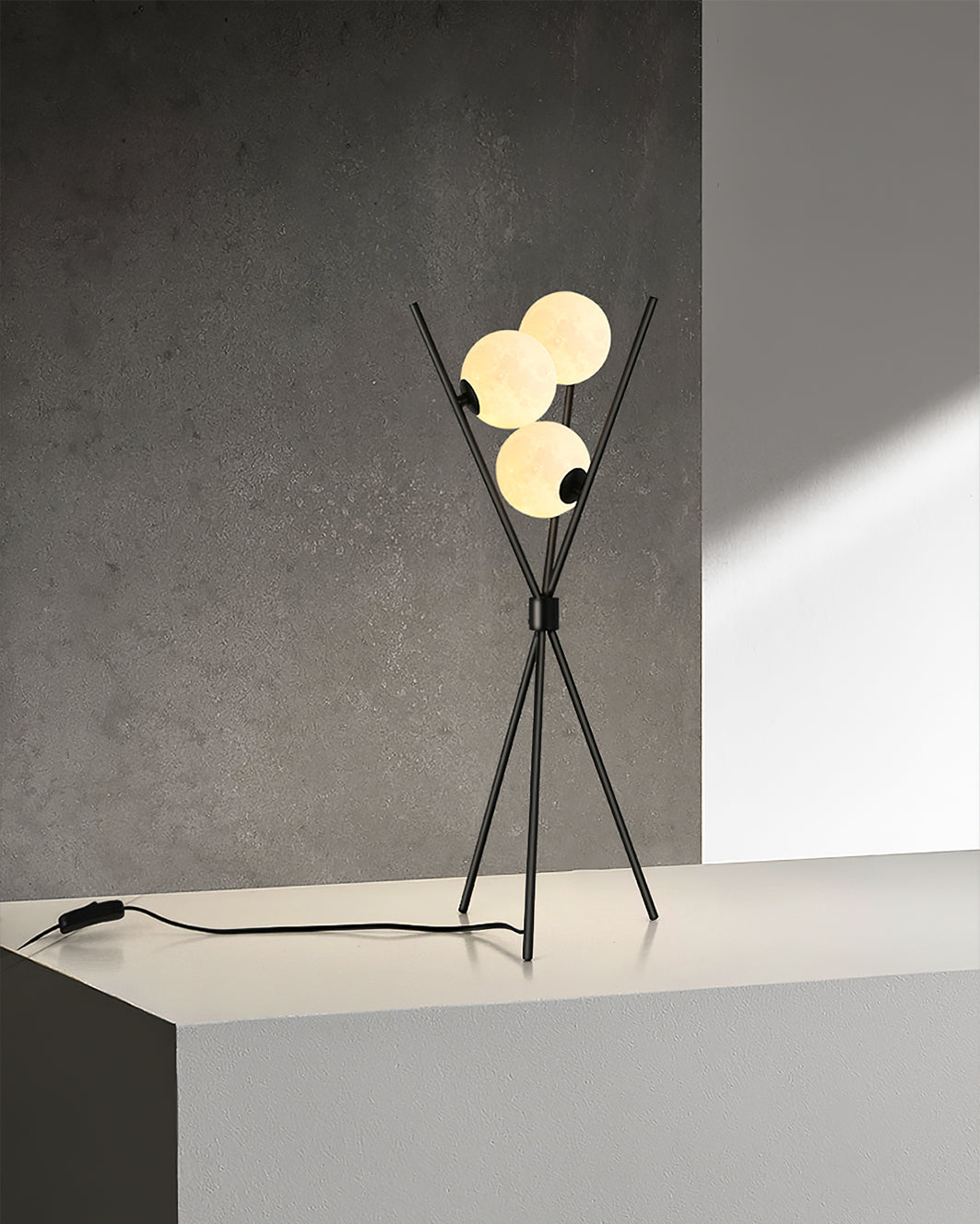 Modern Moon Table Lamp – Stylish LED Light for Indoor Use – Black and White 4