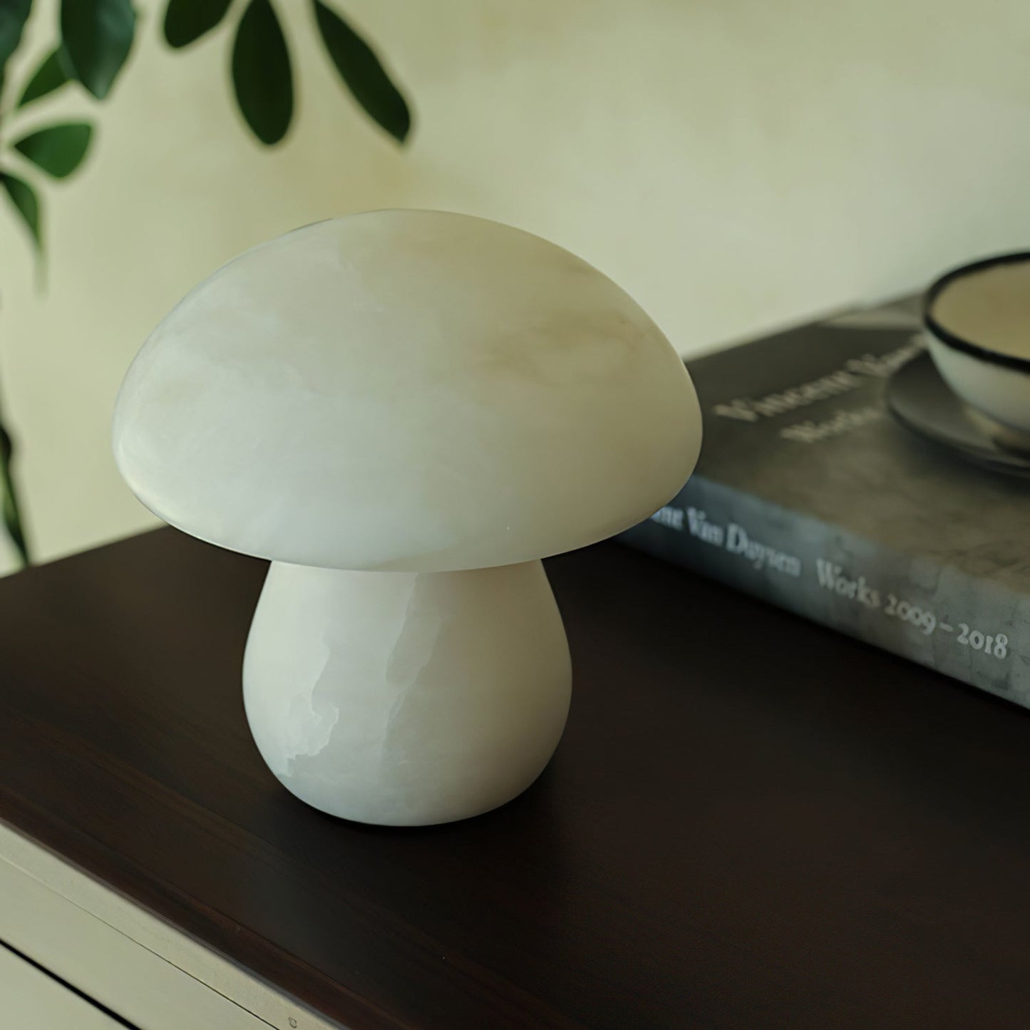 Mushroom Alabaster Table Lamp – Modern Indoor Lighting Fixture with Warm Glow 2