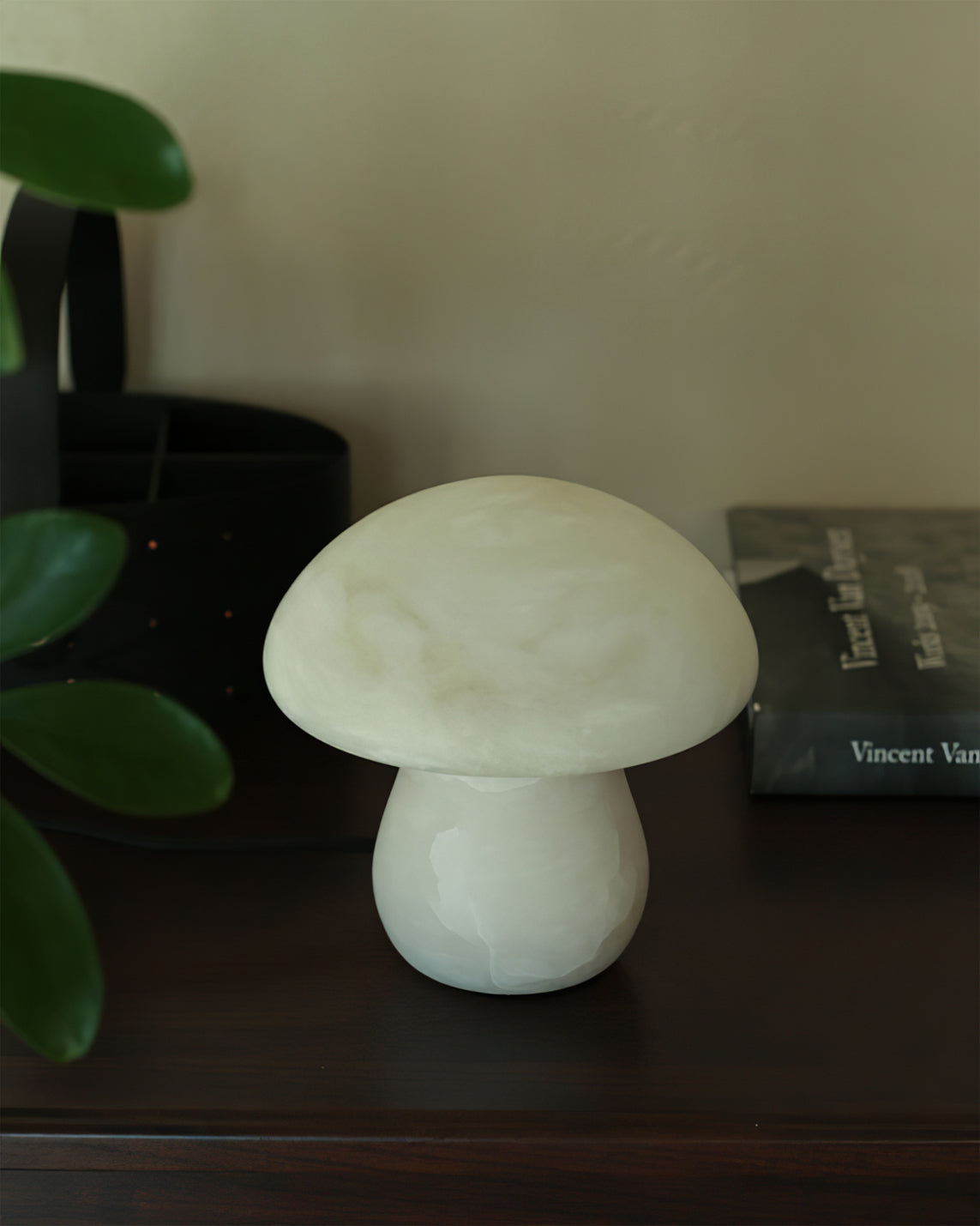 Mushroom Alabaster Table Lamp – Modern Indoor Lighting Fixture with Warm Glow 3