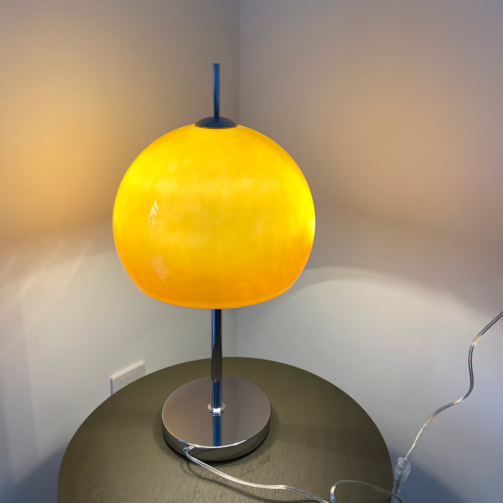 Mushroom Table Lamp with Brown Shade – Stylish Indoor Lighting Fixture 3