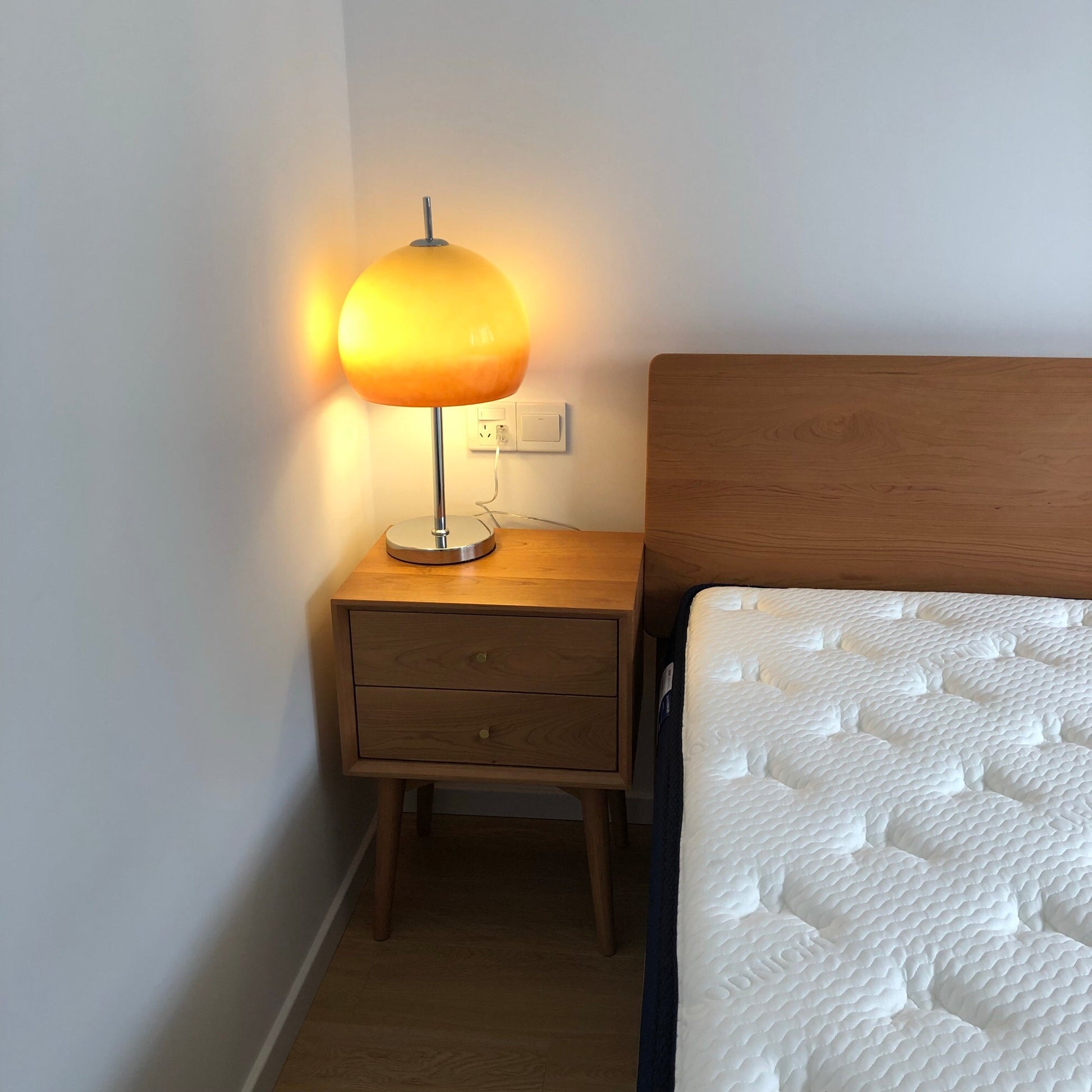 Mushroom Table Lamp with Brown Shade – Stylish Indoor Lighting Fixture 5