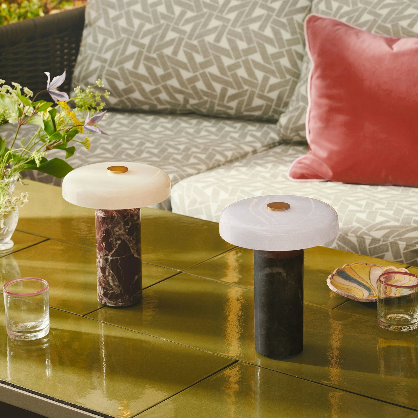 Nico Marble Table Lamp with Adjustable Color Temperatures – Modern Design 5