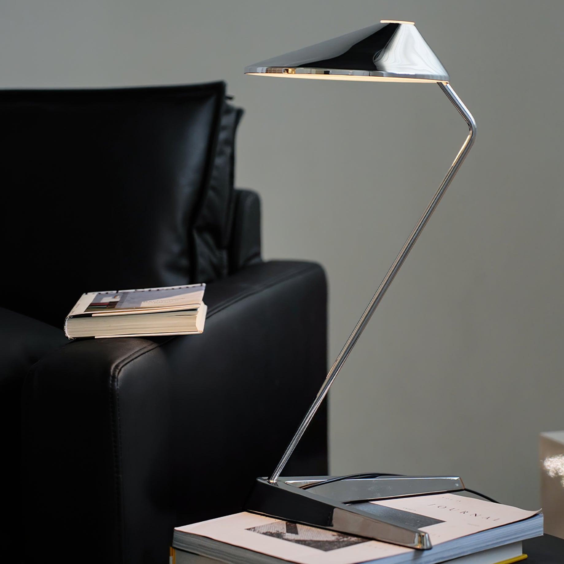 Modern Cone-Shaped Table Lamp with Touch Control – Metal and Acrylic Design for Bedroom or Living Room 4