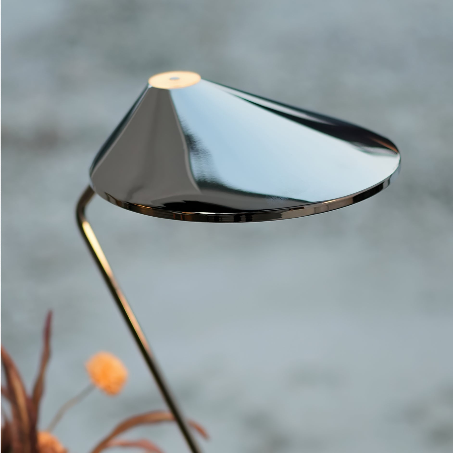 Modern Cone-Shaped Table Lamp with Touch Control – Metal and Acrylic Design for Bedroom or Living Room 5
